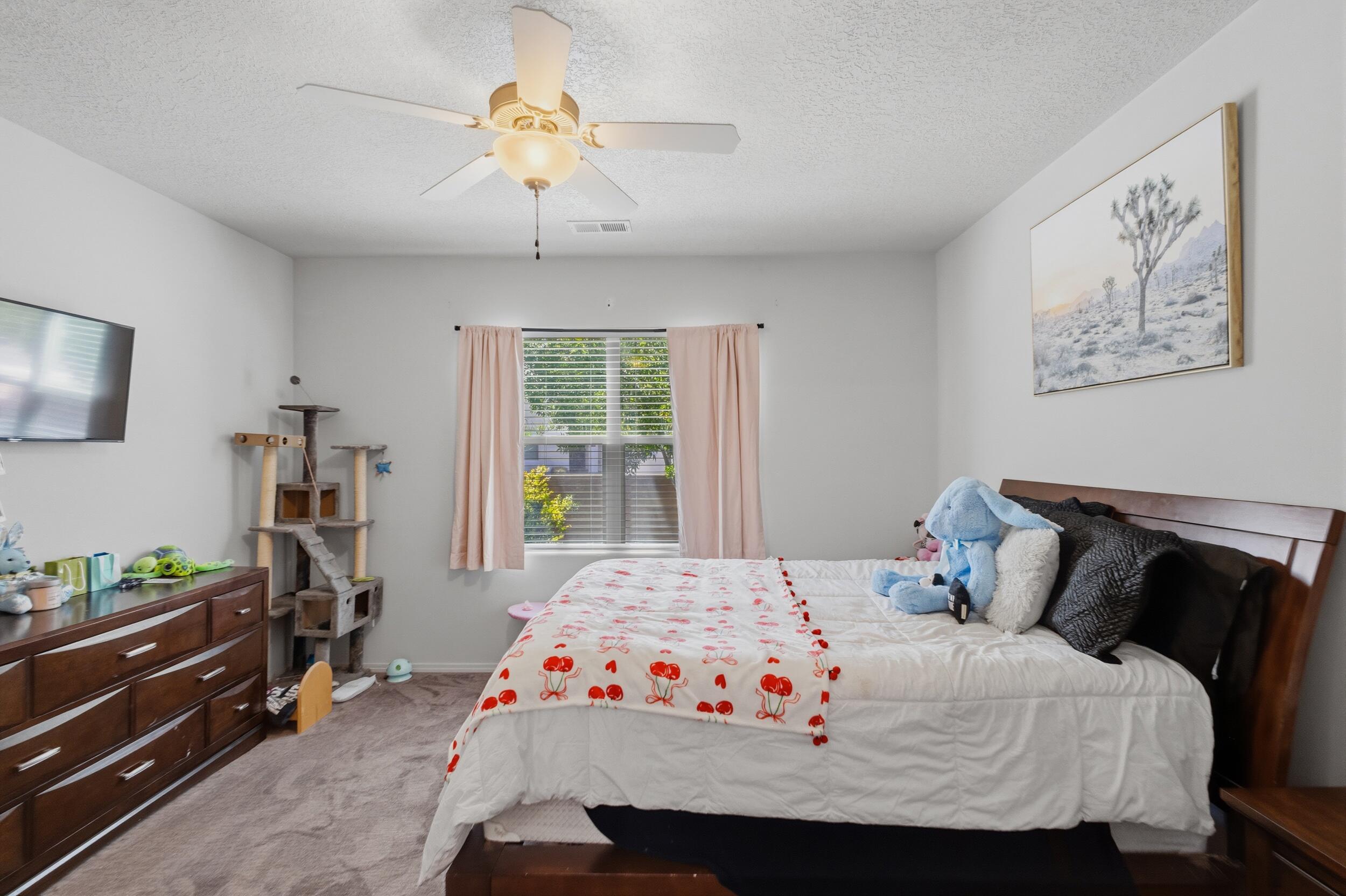 Photo 13 — 2328 Penn Avenue SE