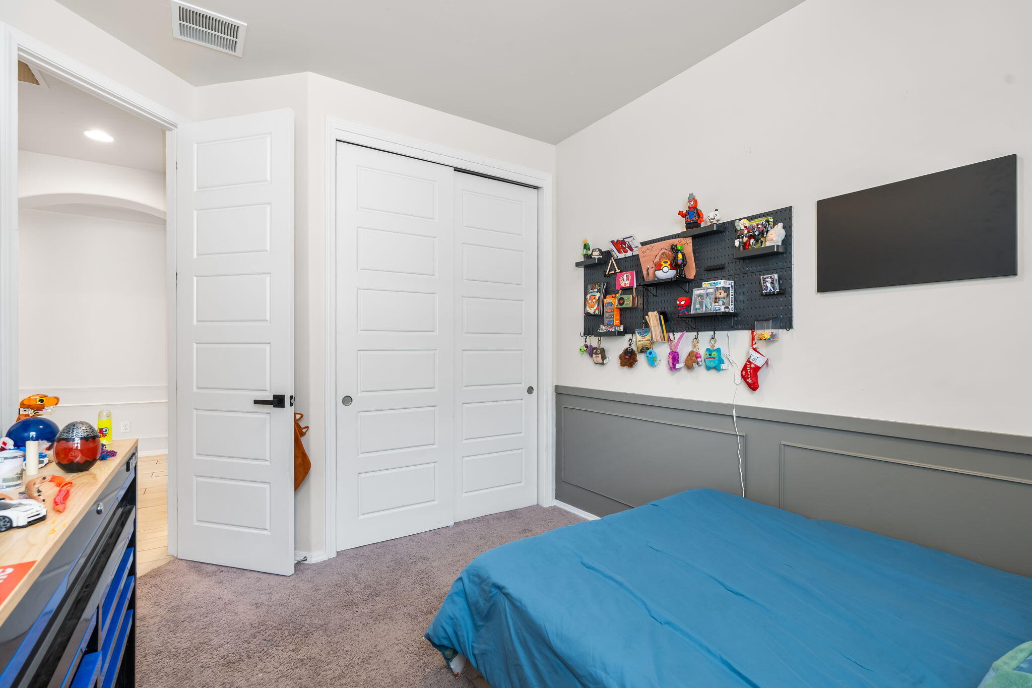 Photo 16 — 9044 S Sky Street NW