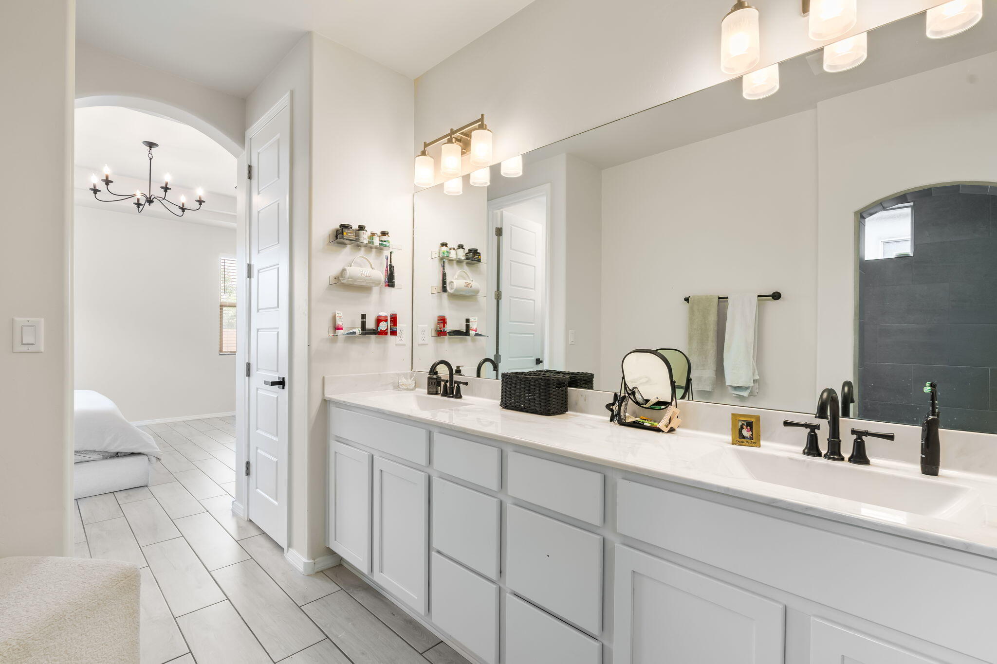 Photo 10 — 9044 S Sky Street NW