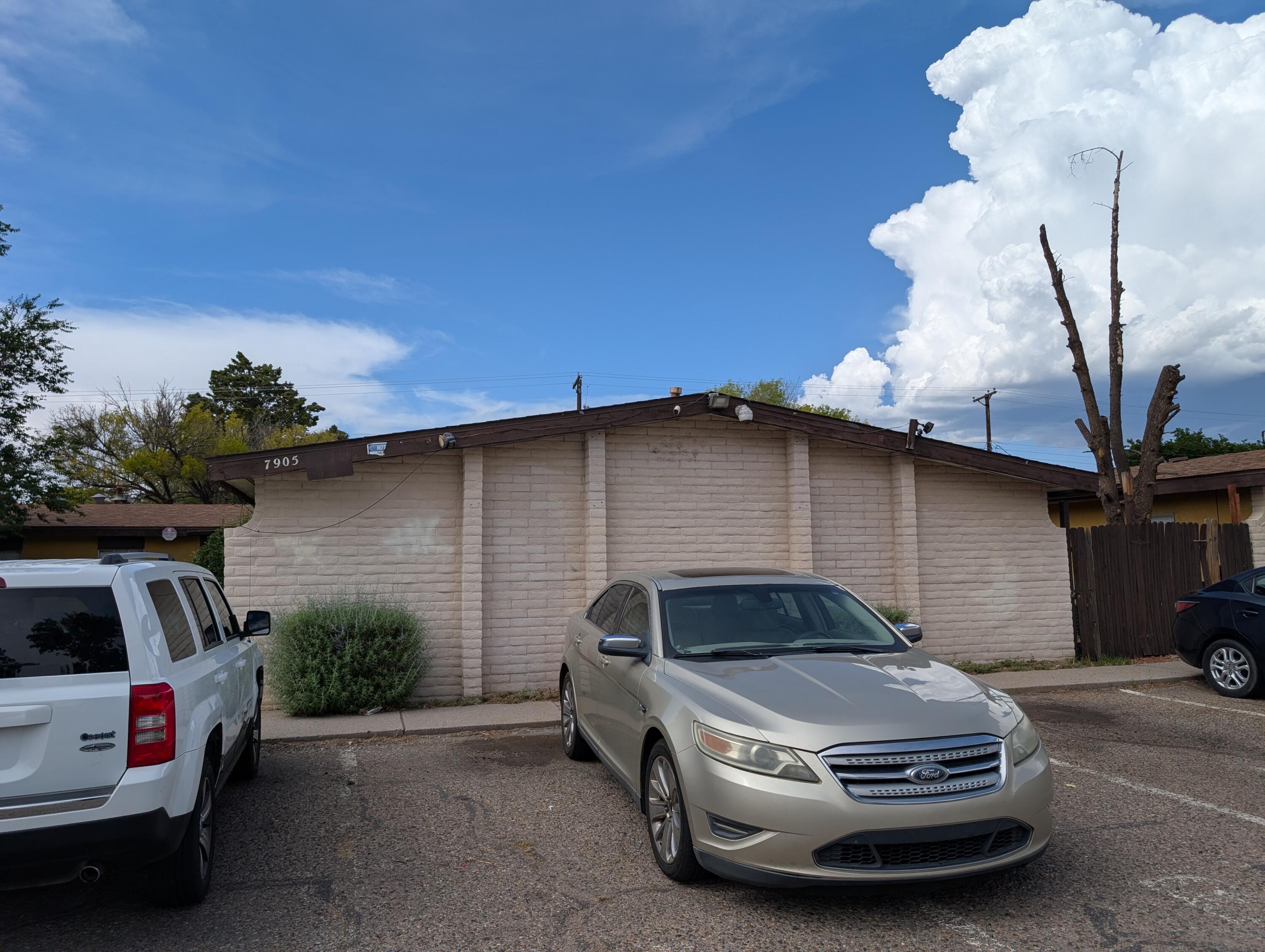 7905 Marquette Avenue NE, Albuquerque, NM 87108