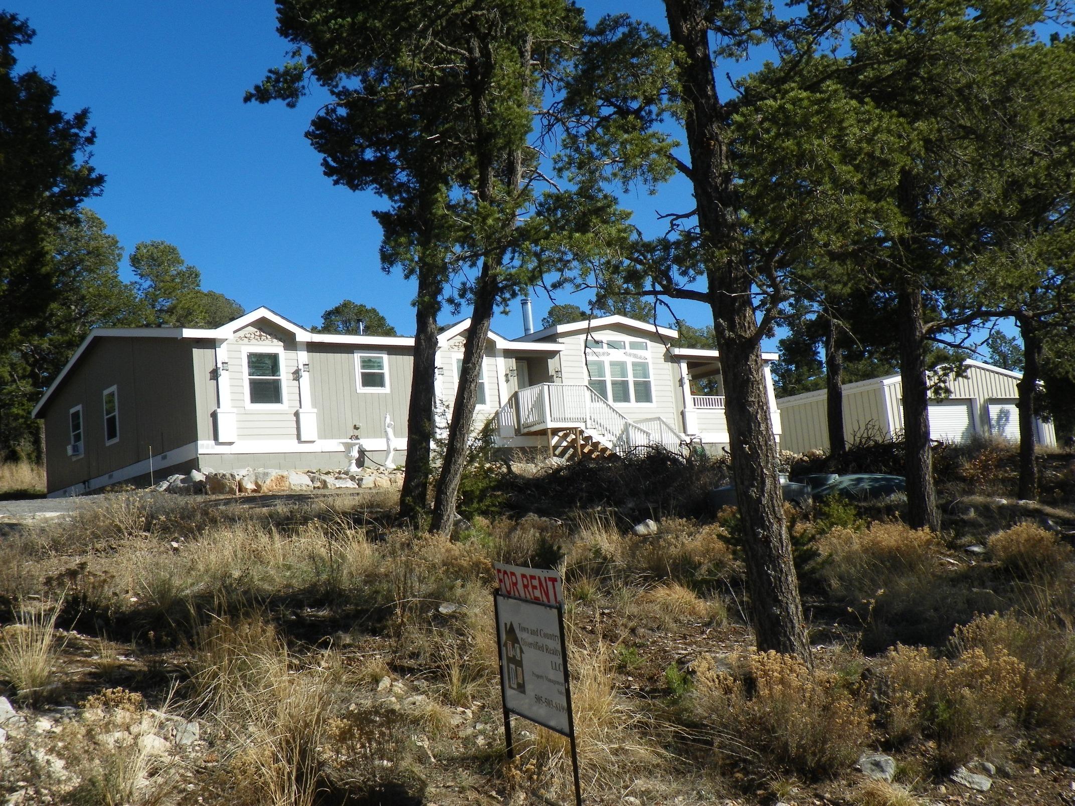 19 Crestwood Loop Drive