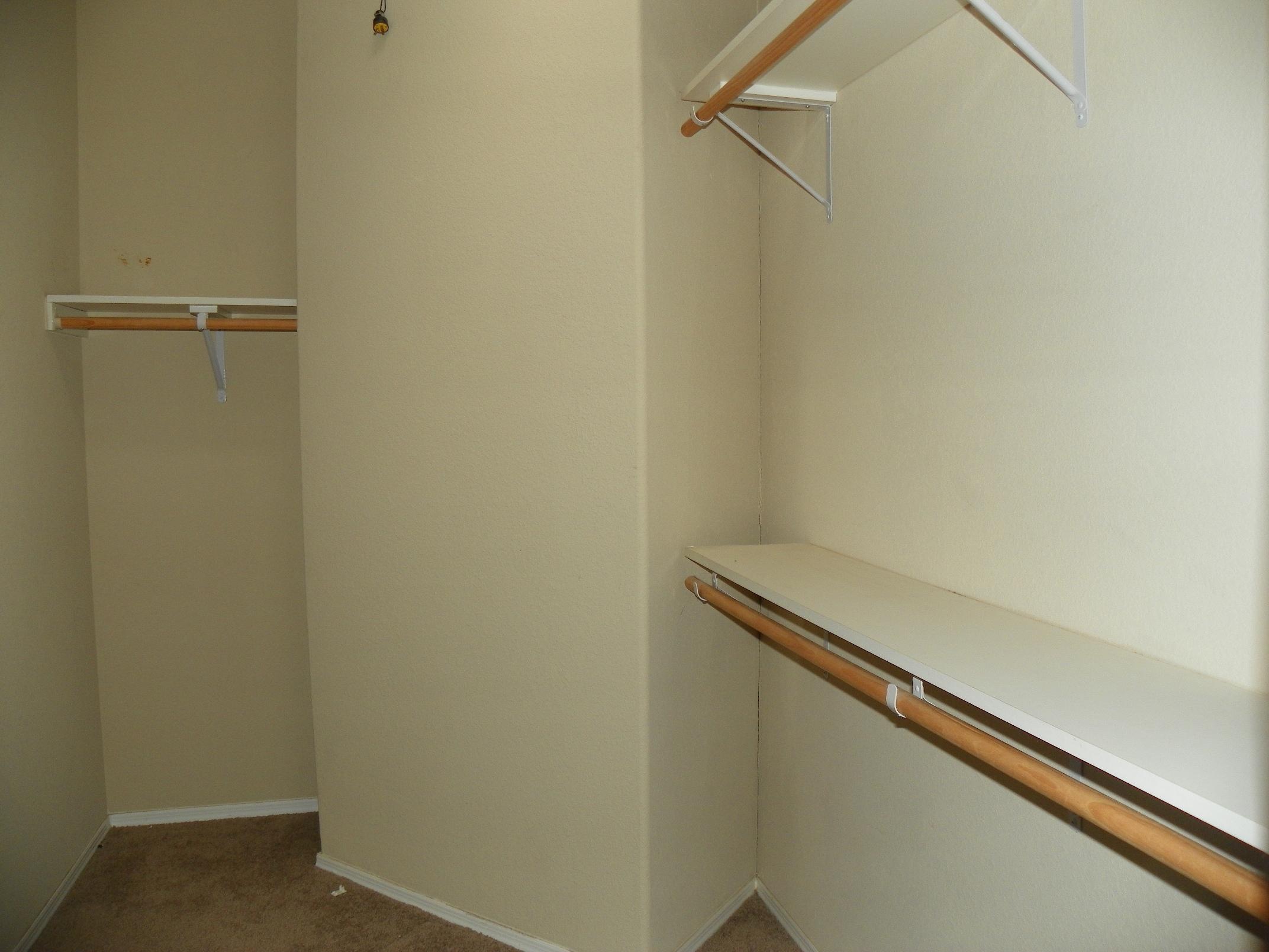 Photo 9 — 19 Crestwood Loop Drive