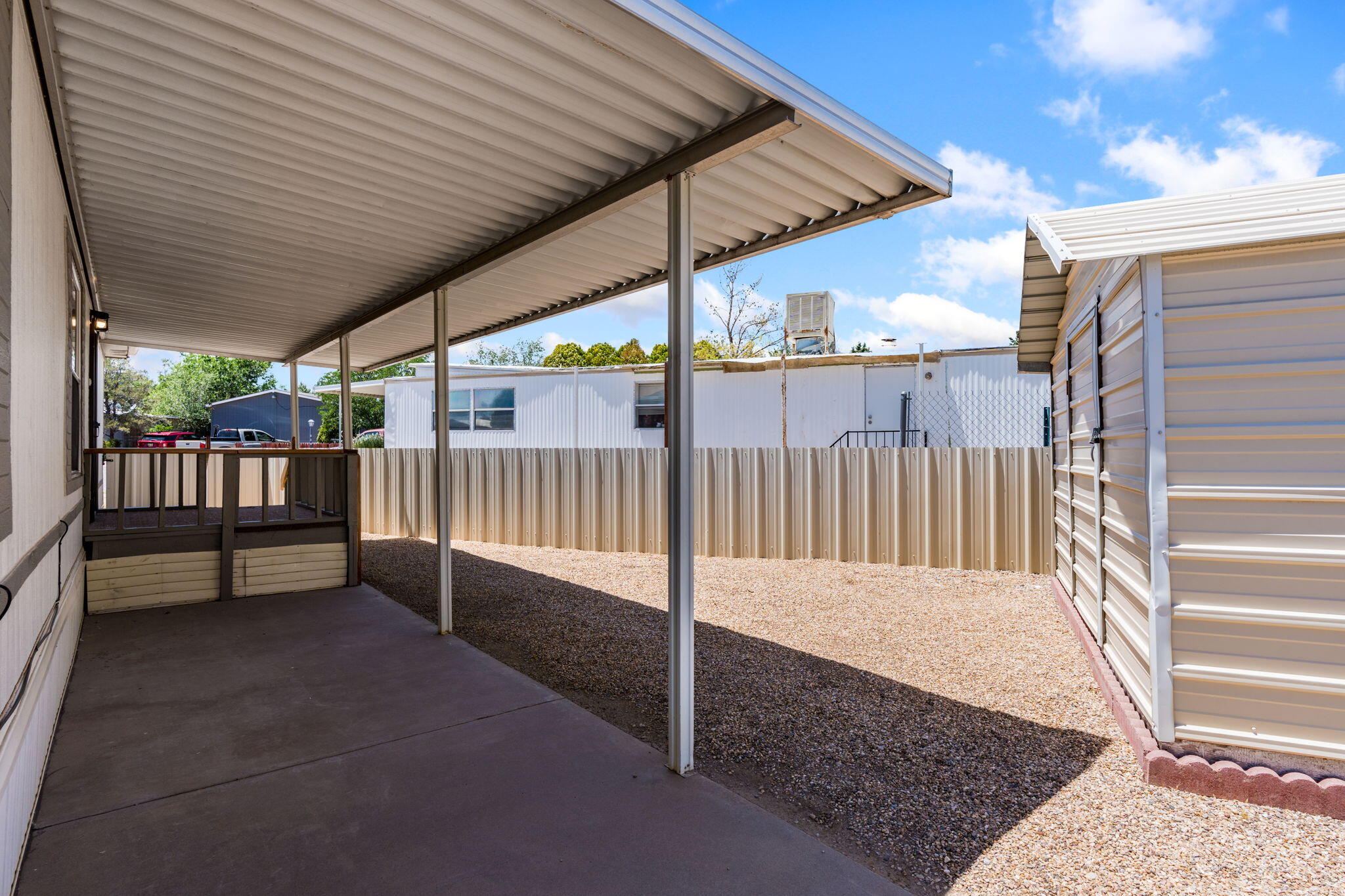 Photo 8 — 400 Del Rey Court SE