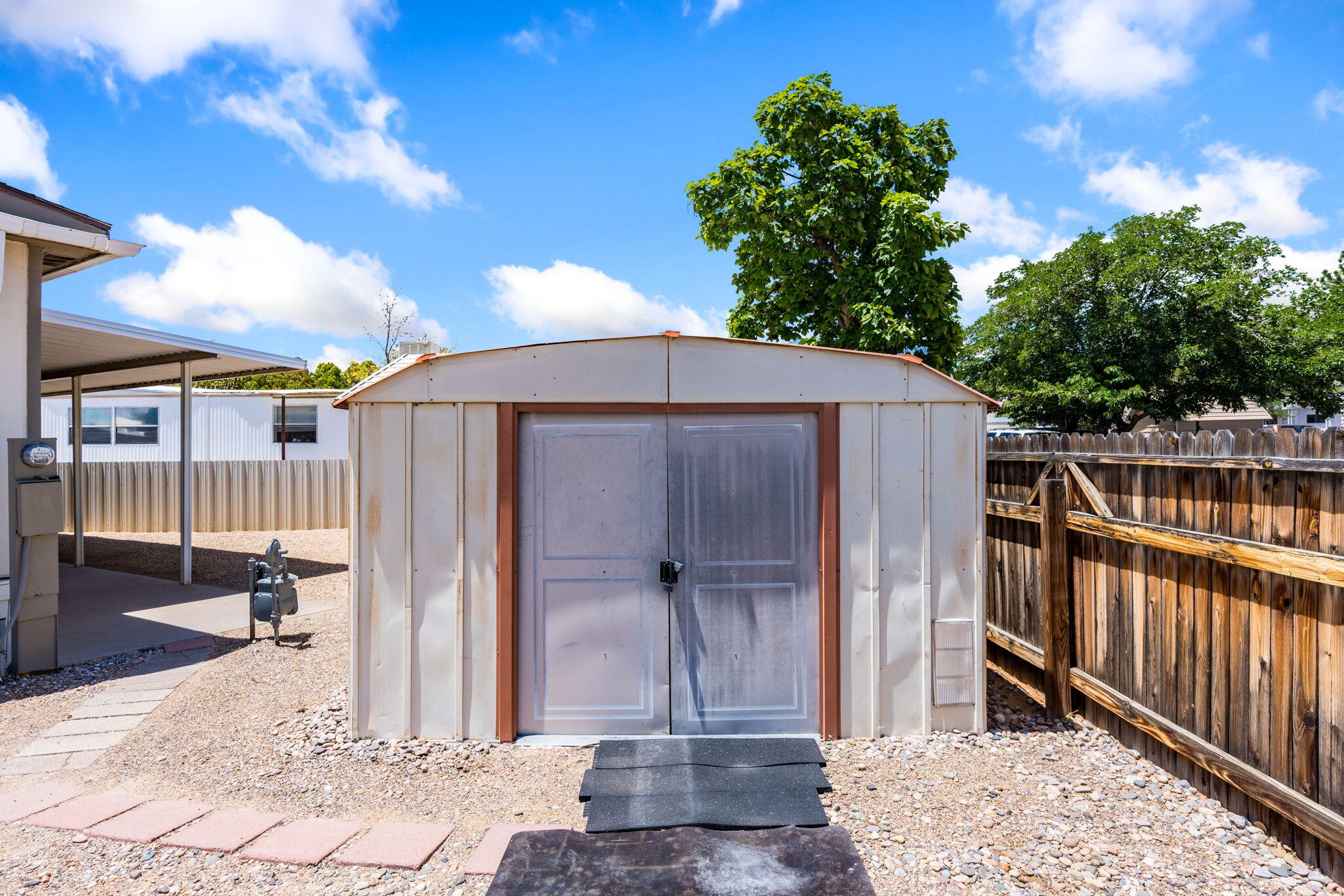Photo 6 — 400 Del Rey Court SE