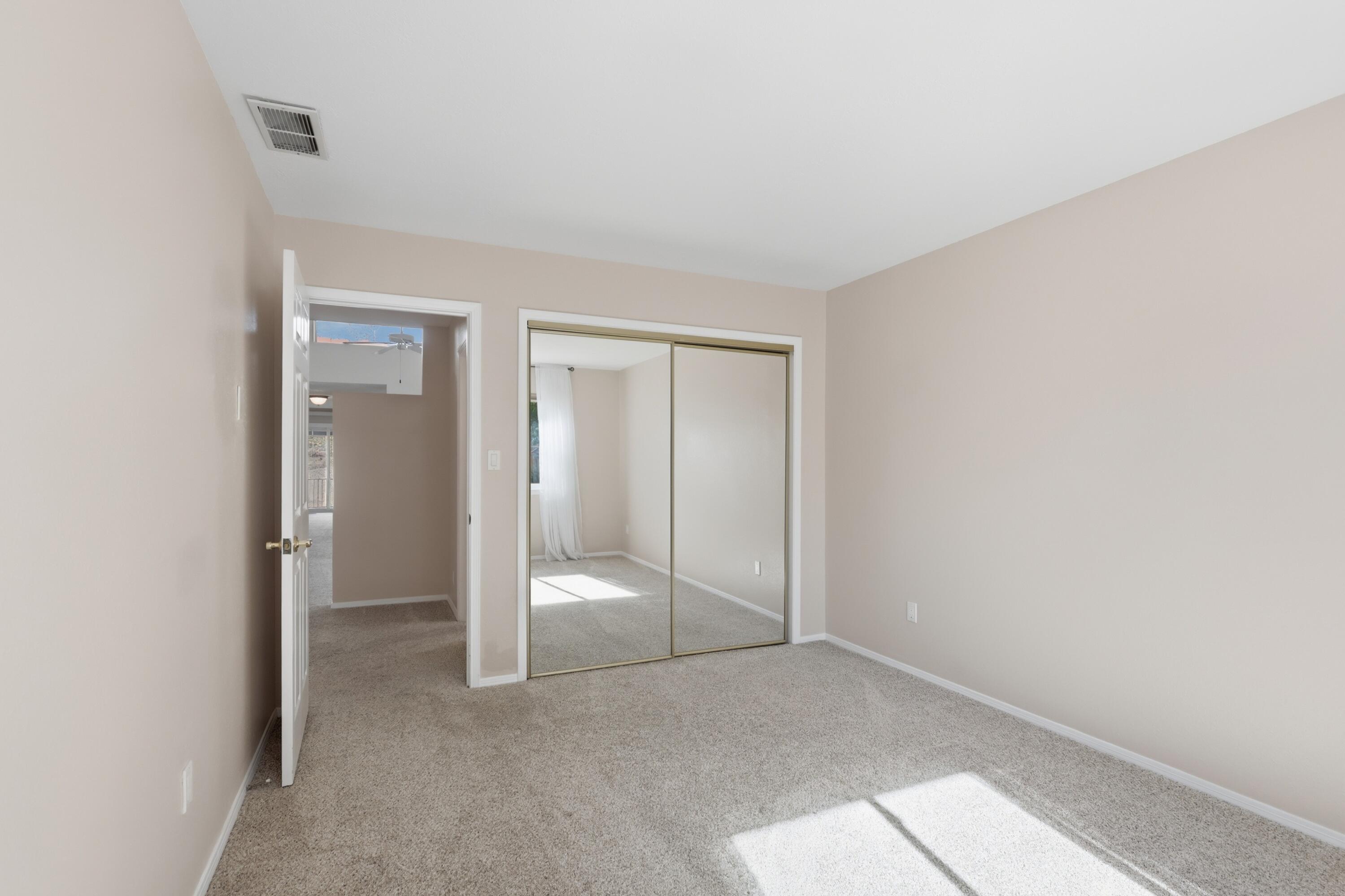 Photo 12 — 616 Eastlake Drive SE