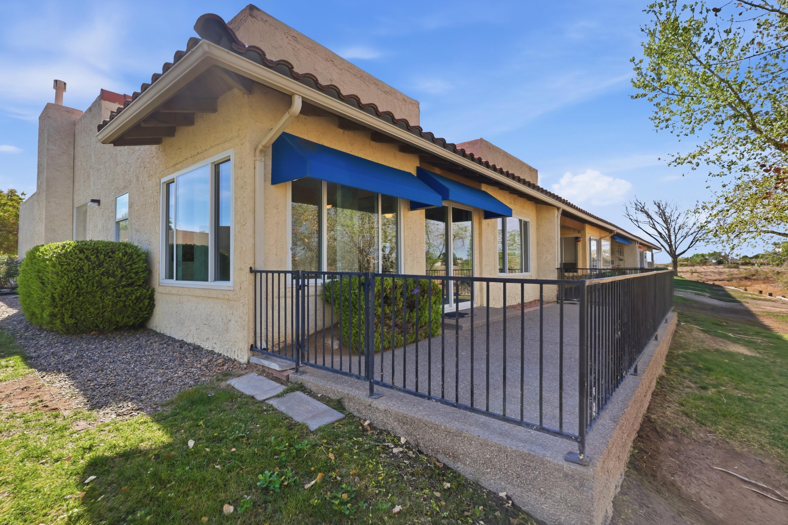 Photo 8 — 616 Eastlake Drive SE