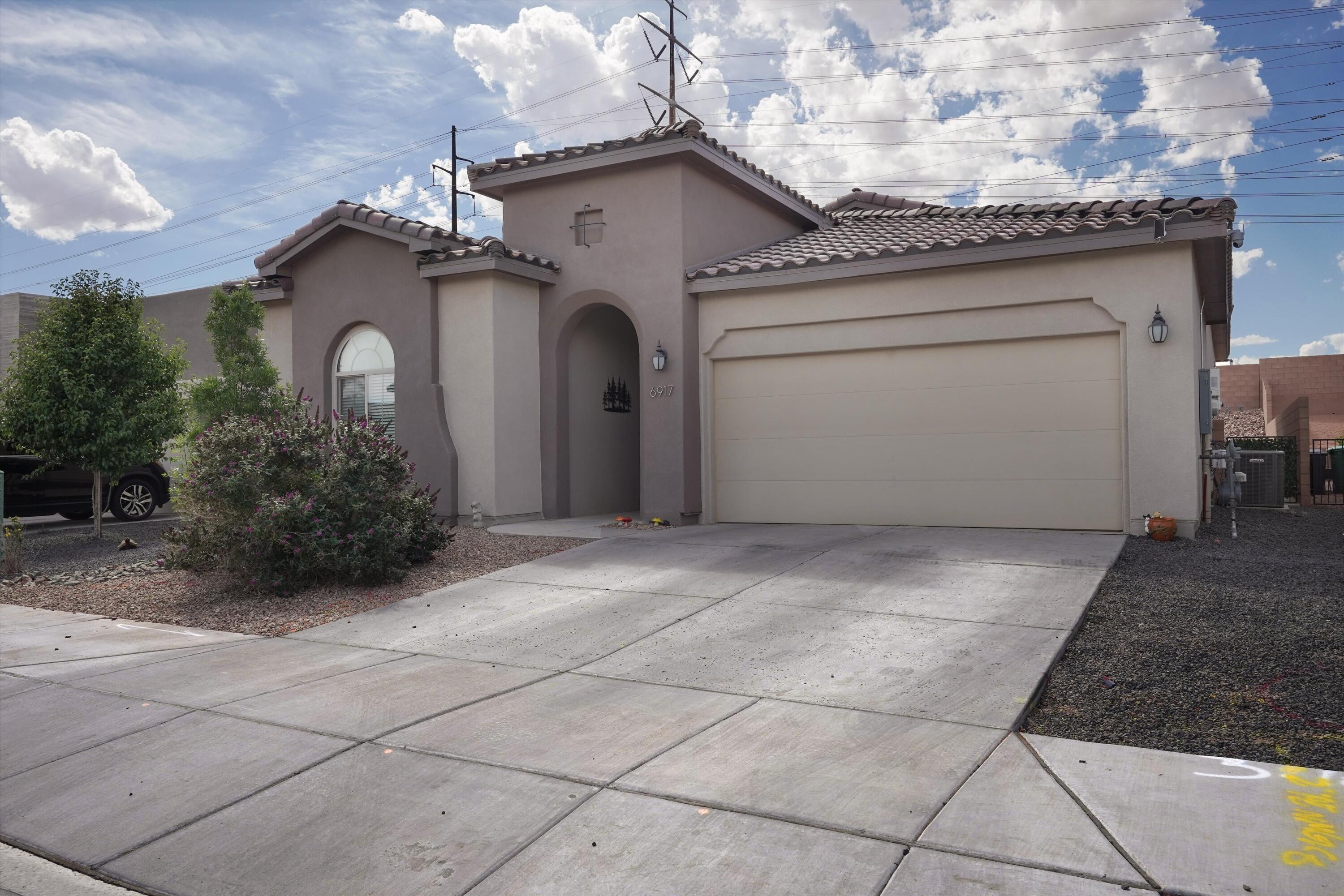 6917 Cleary Loop NE, Rio Rancho, NM 87144