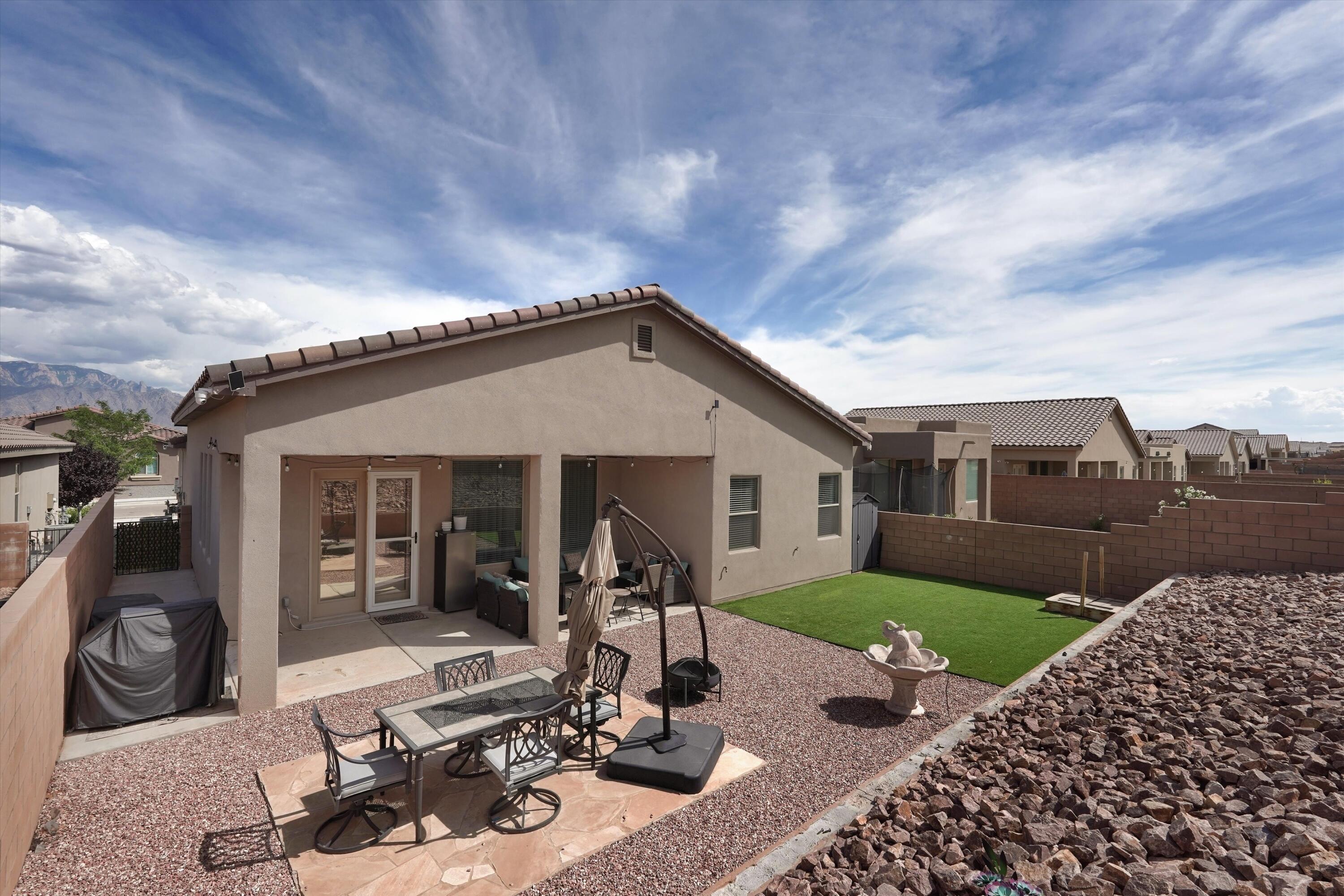 Photo 5 — 6917 Cleary Loop NE