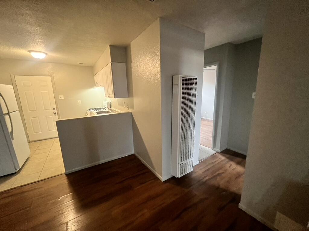 Photo 13 — 423 Dallas Street SE A