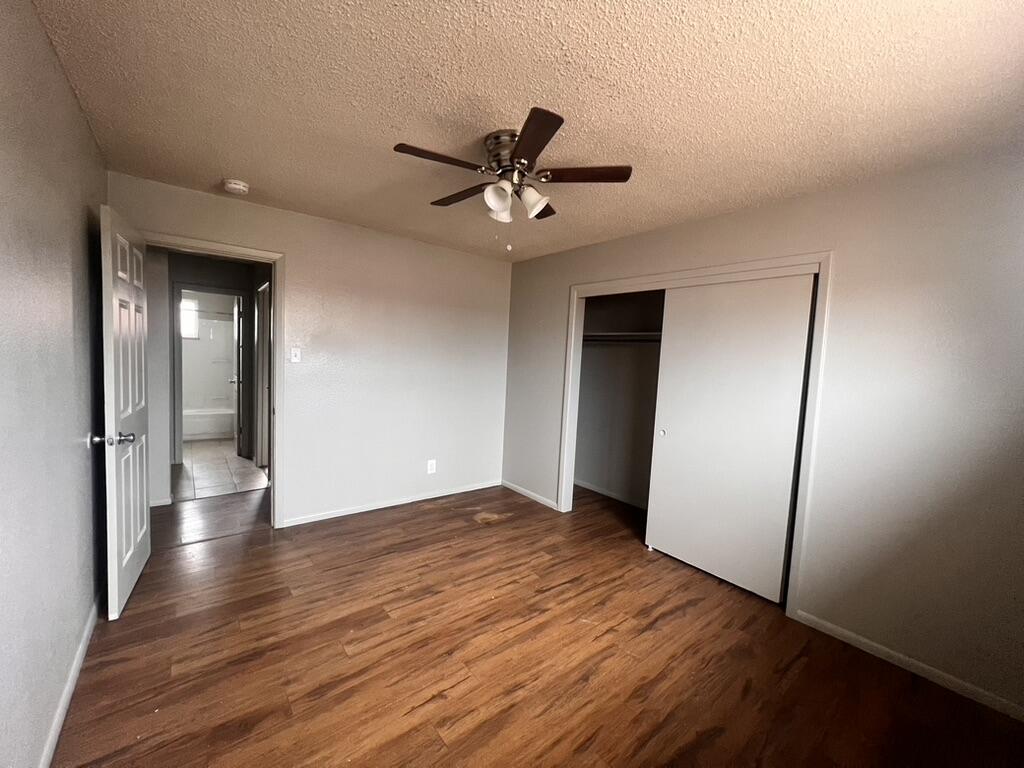 Photo 12 — 423 Dallas Street SE A