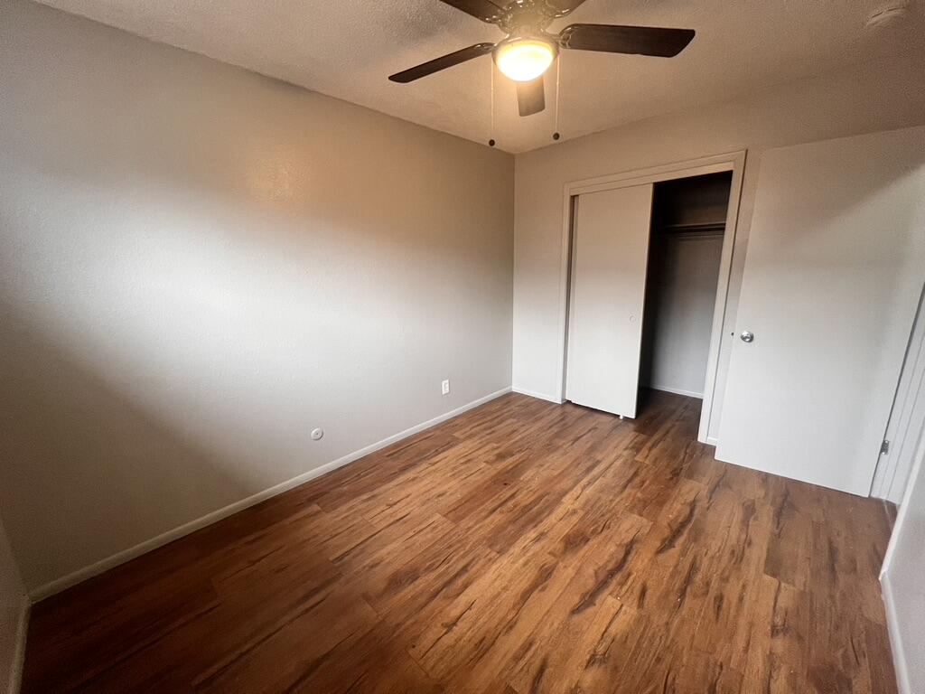 Photo 5 — 423 Dallas Street SE A