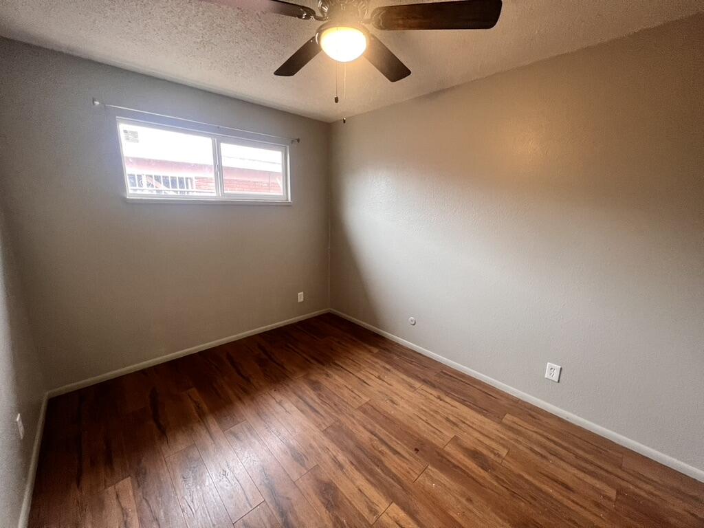 Photo 3 — 423 Dallas Street SE A