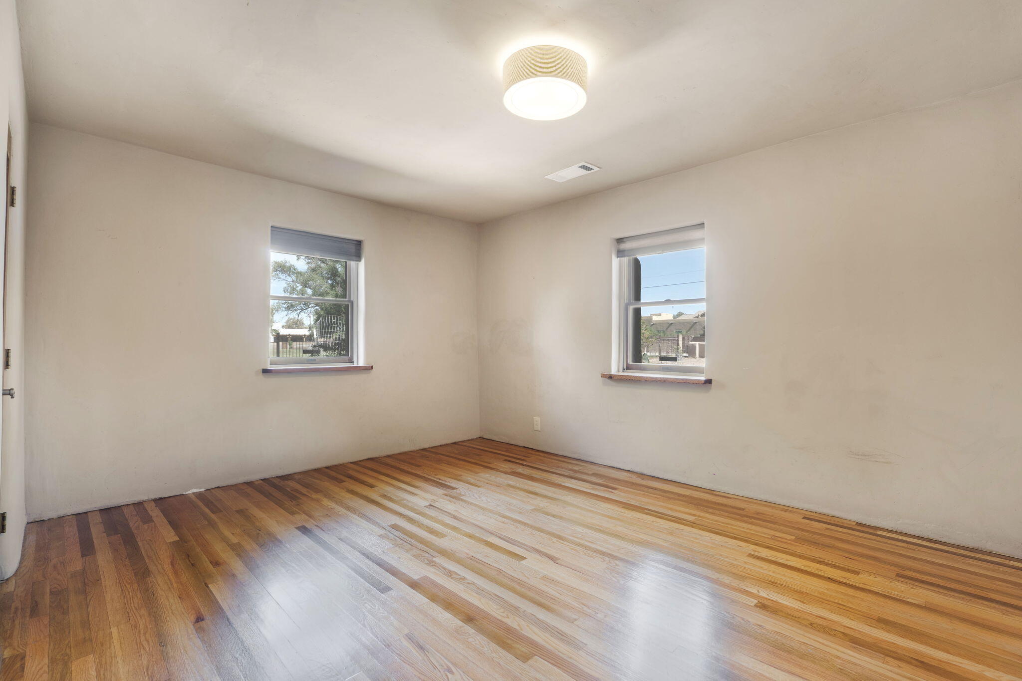 Photo 11 — 2918 Mountain Road NW