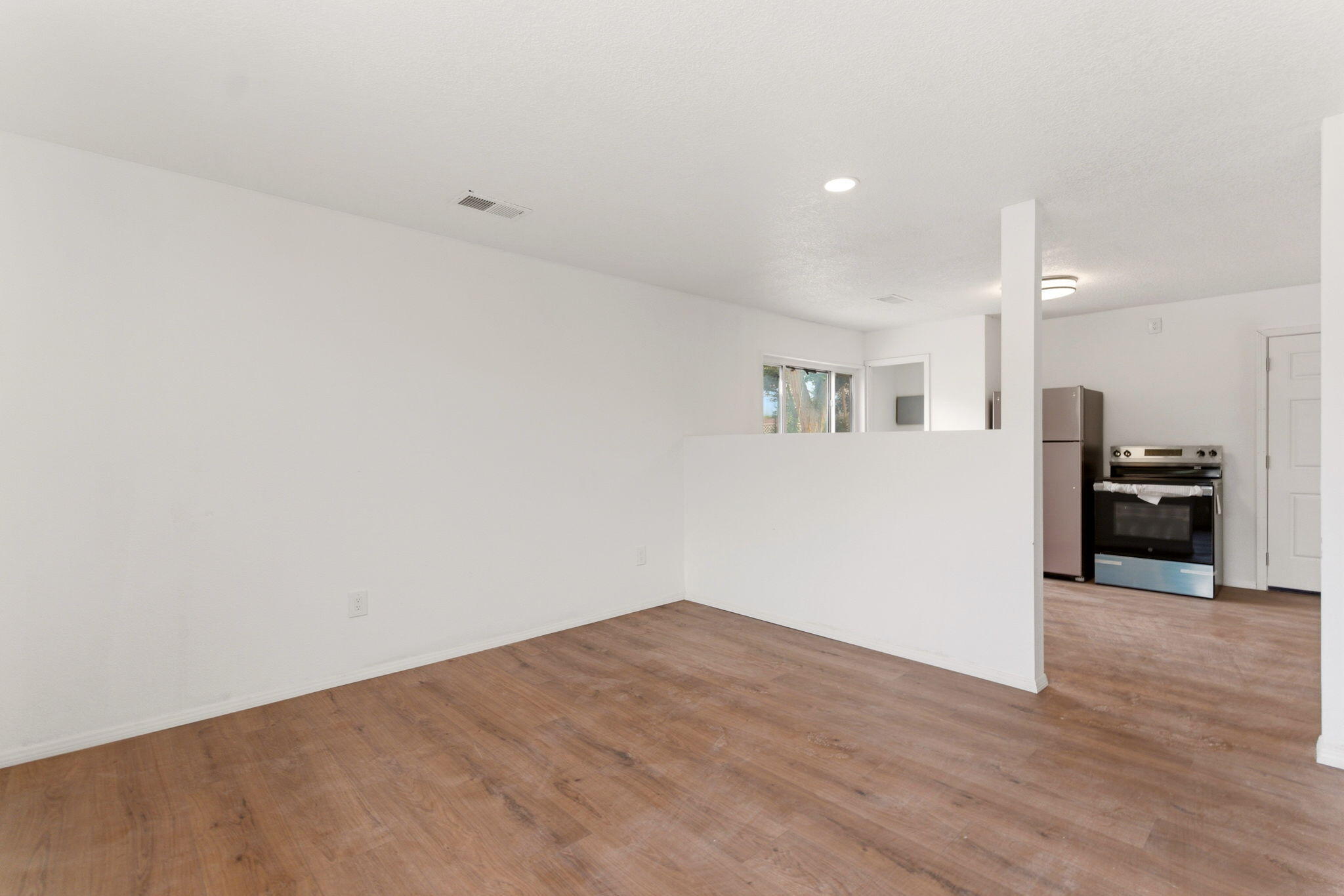 Photo 16 — 8116 Kathryn Avenue SE