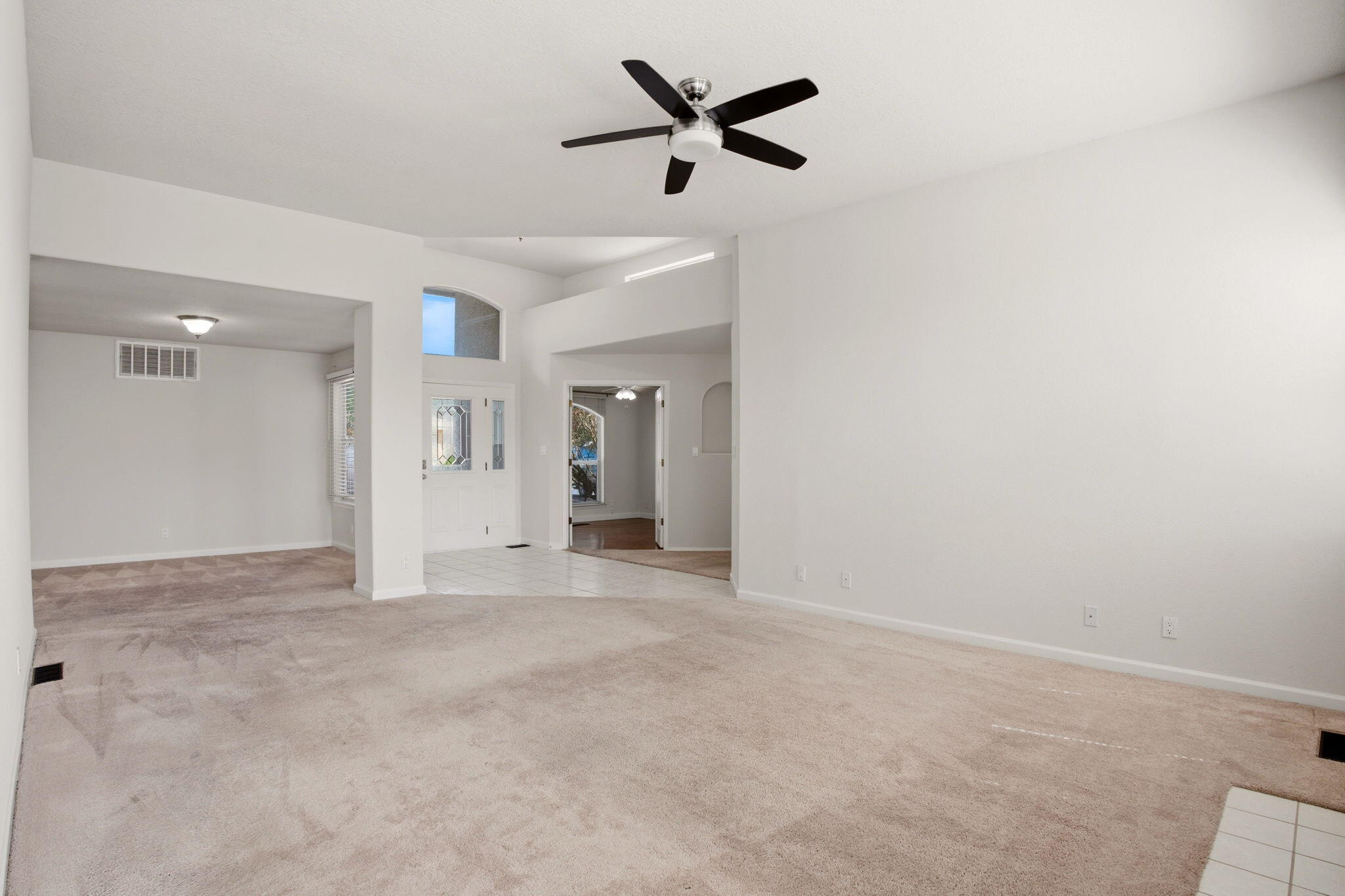 Photo 9 — 7415 Coachman Street NE