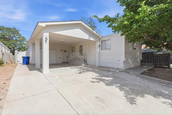 2712 Katrina Drive SW