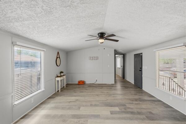 Photo 4 — 2712 Katrina Drive SW