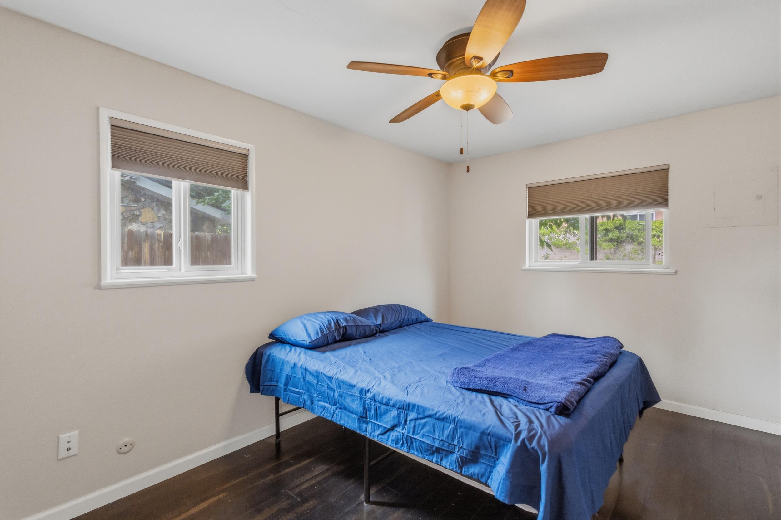 Photo 10 — 606 Grace Street NE