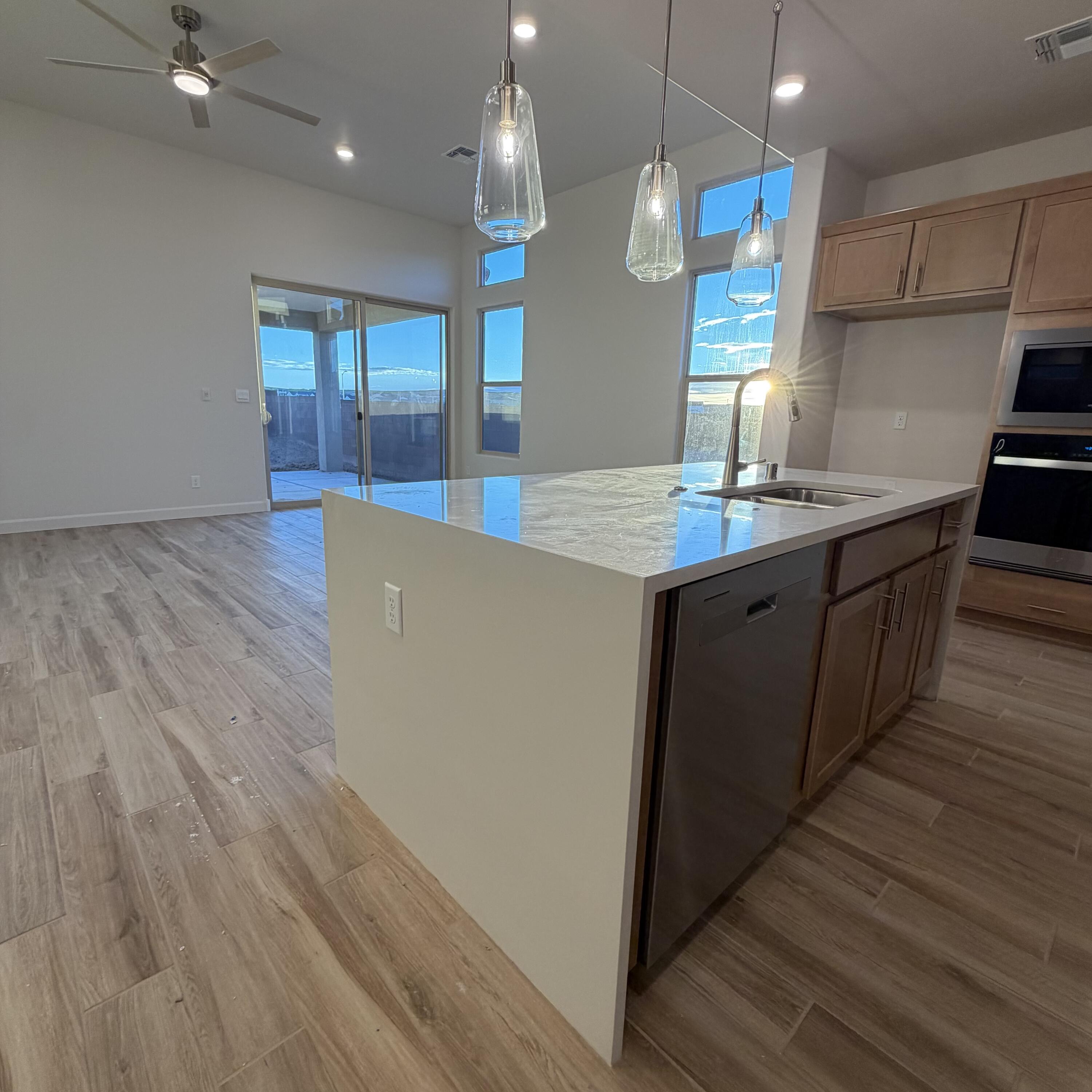 Photo 15 — 2435 Marble Avenue NE
