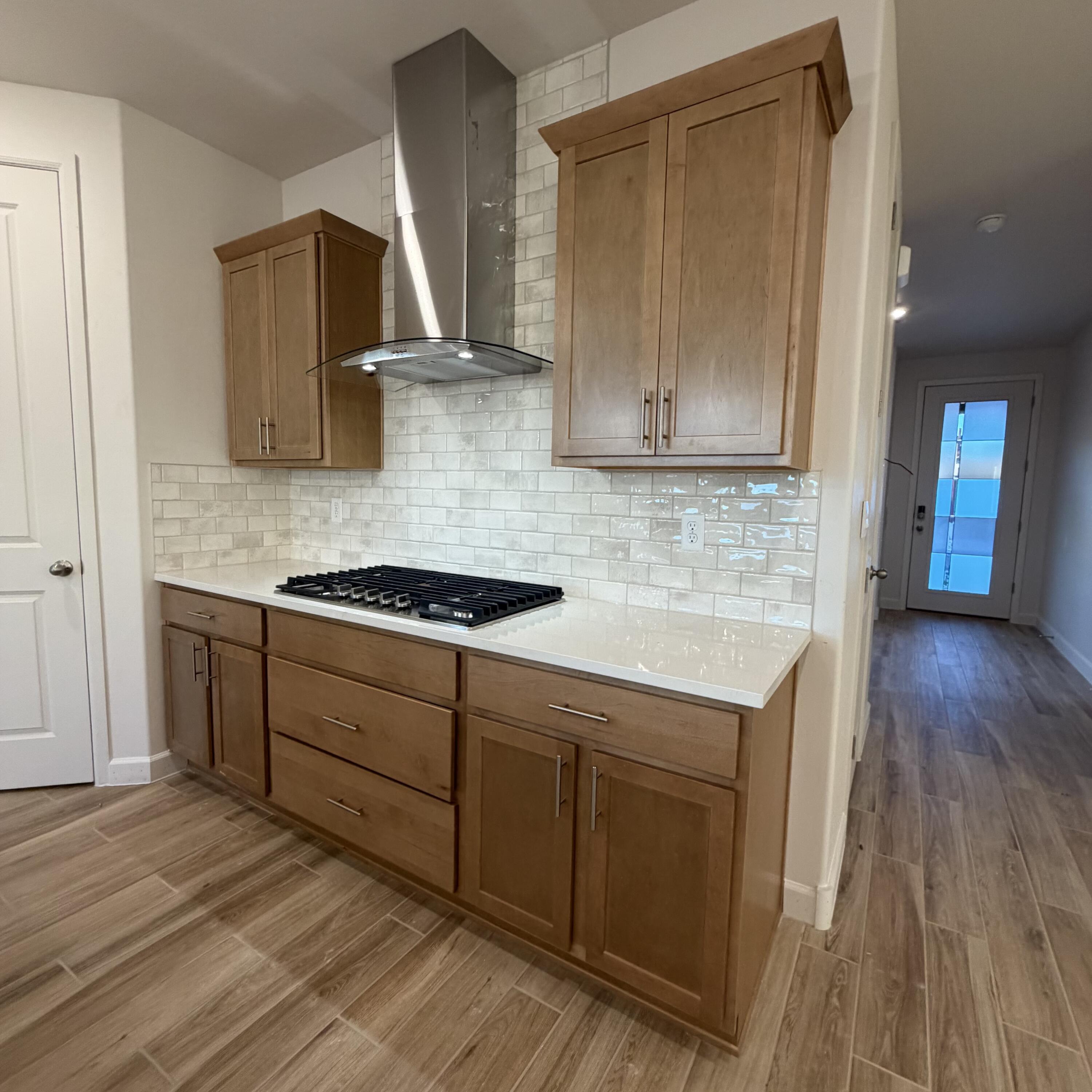 Photo 14 — 2435 Marble Avenue NE