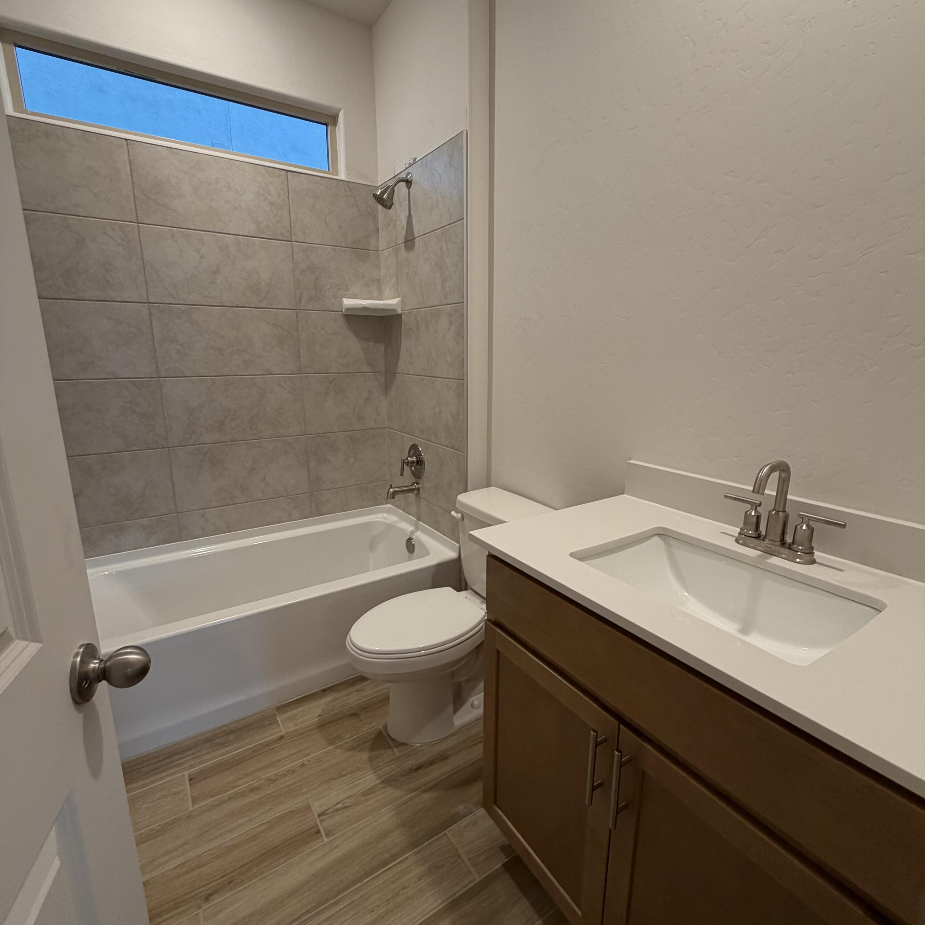 Photo 3 — 2435 Marble Avenue NE