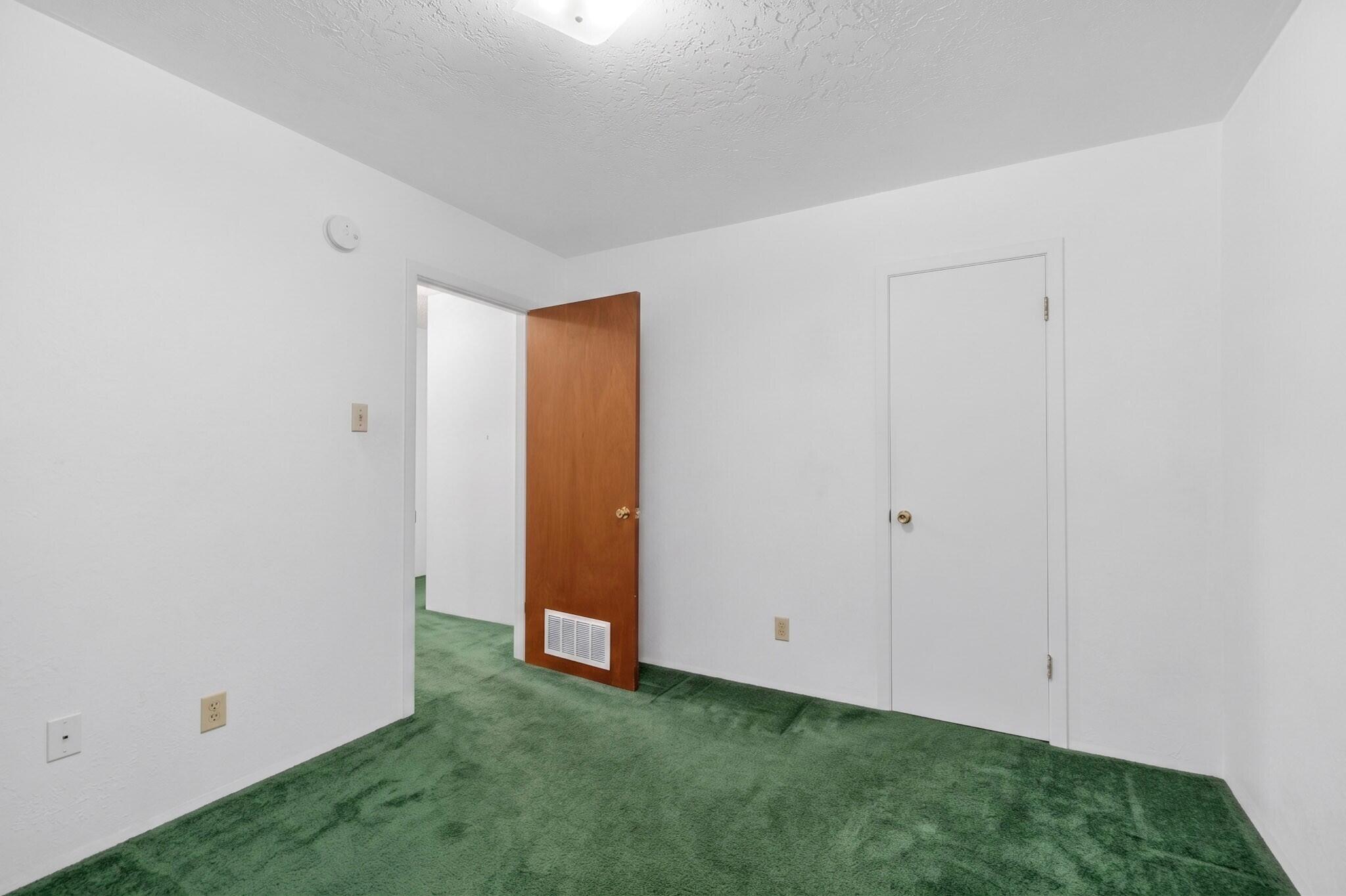 Photo 12 — 2825 Las Cruces Road NE
