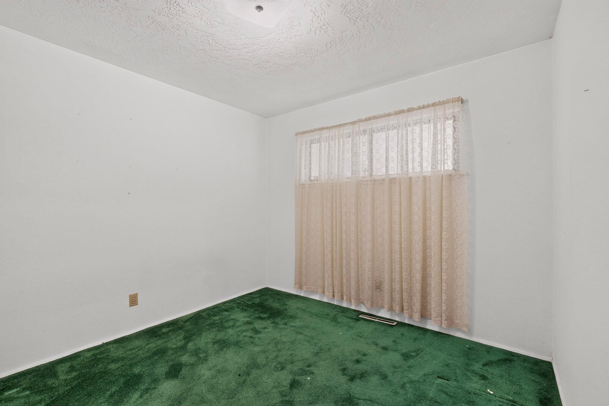 Photo 13 — 2825 Las Cruces Road NE