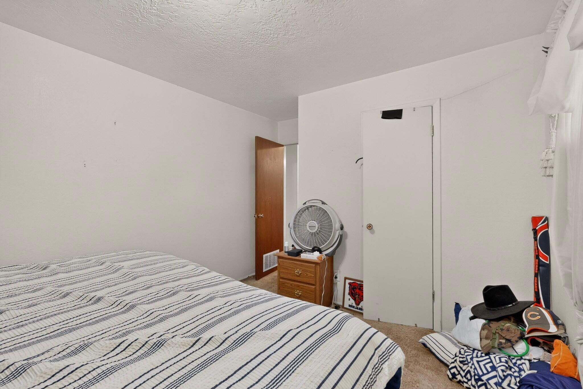 Photo 18 — 2825 Las Cruces Road NE