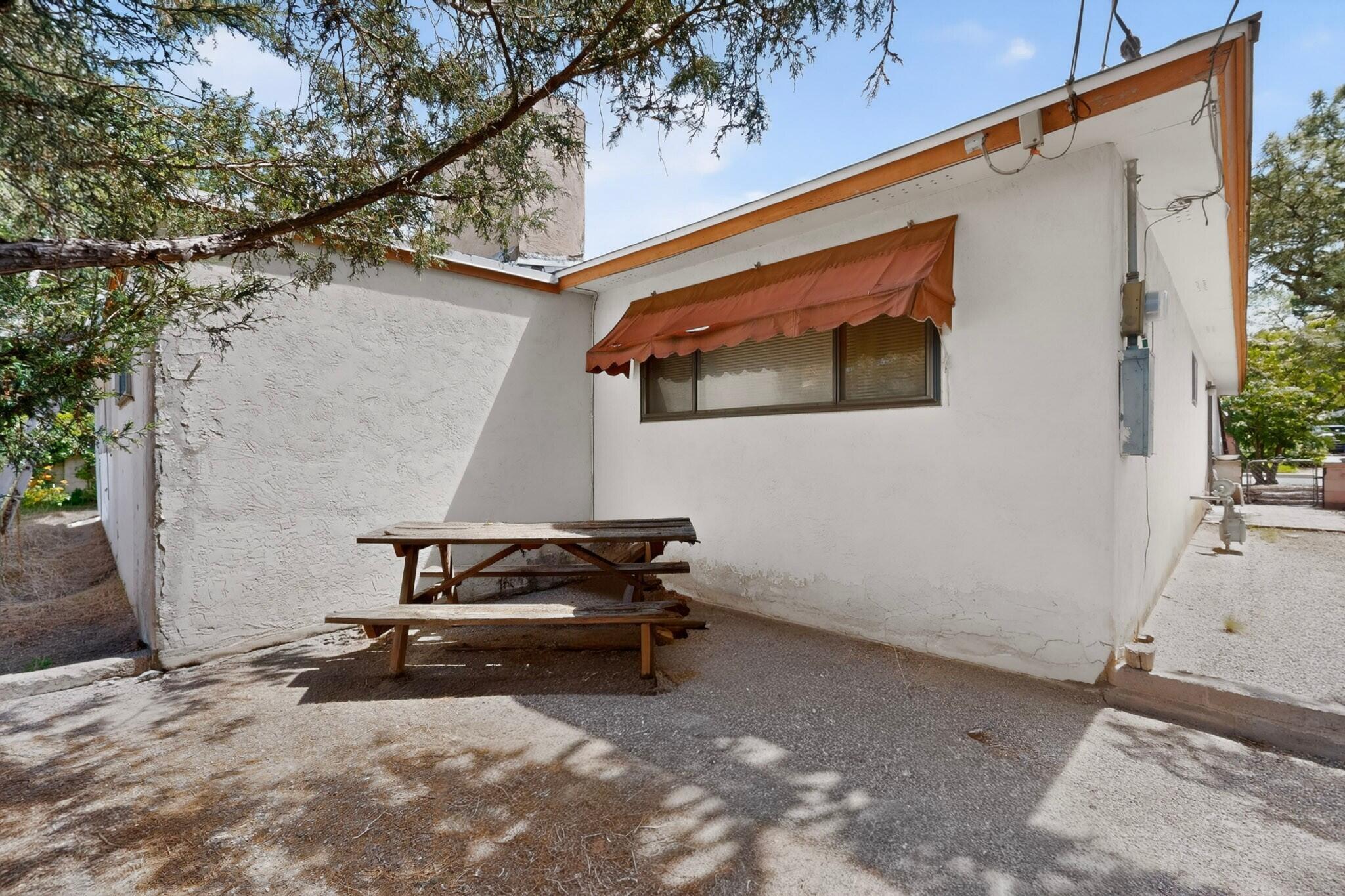 Photo 6 — 2825 Las Cruces Road NE