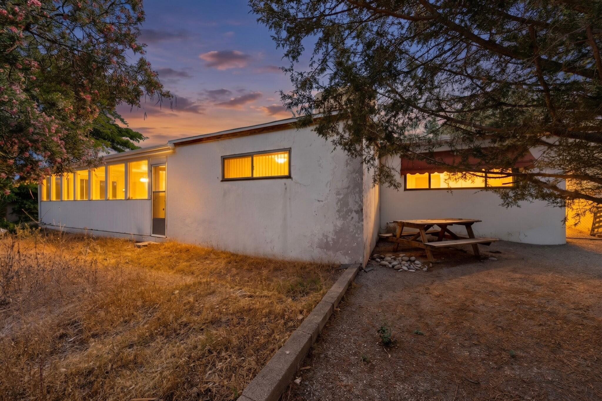 Photo 8 — 2825 Las Cruces Road NE