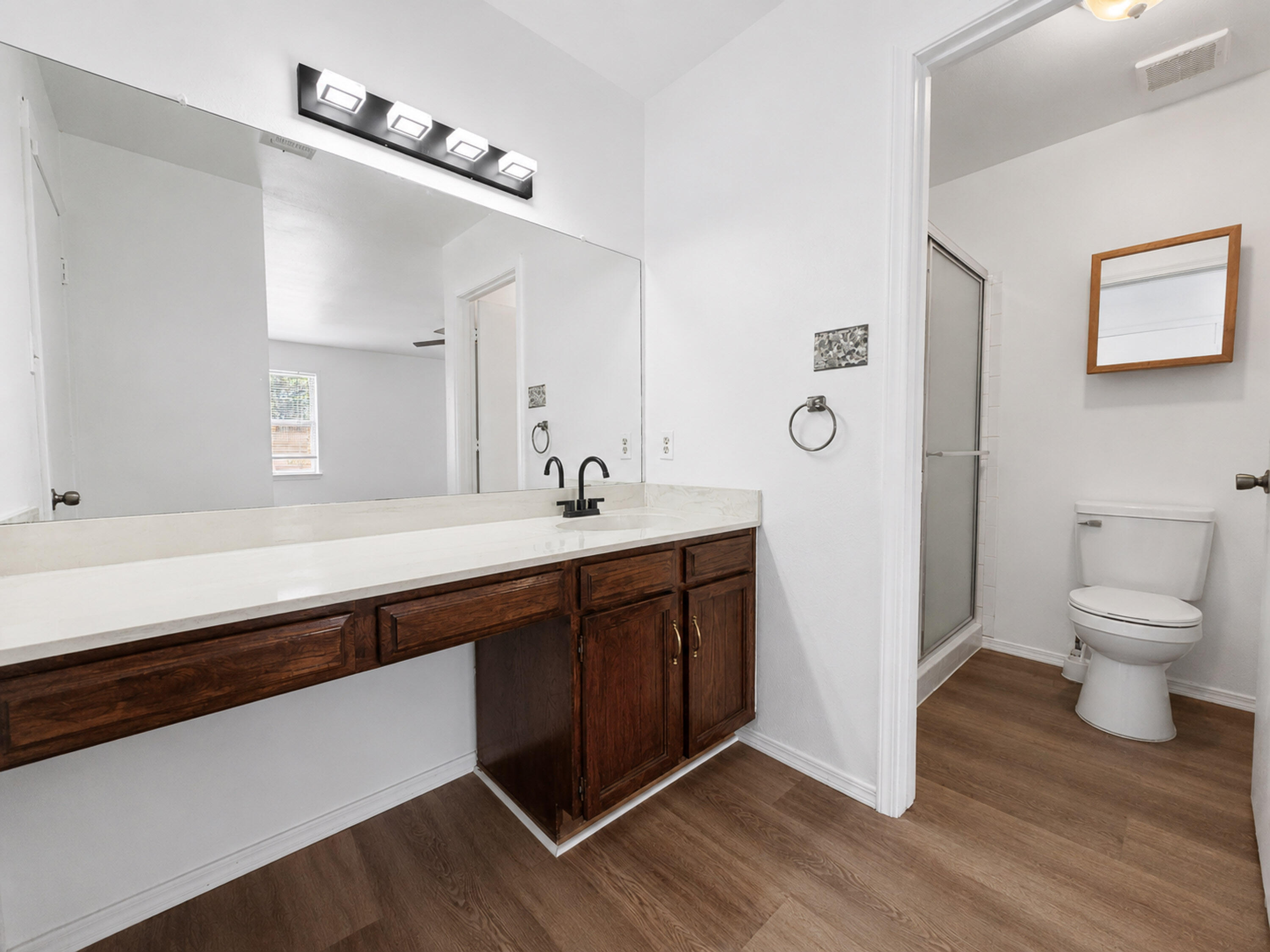 Photo 20 — 7309 Vivian Drive NE
