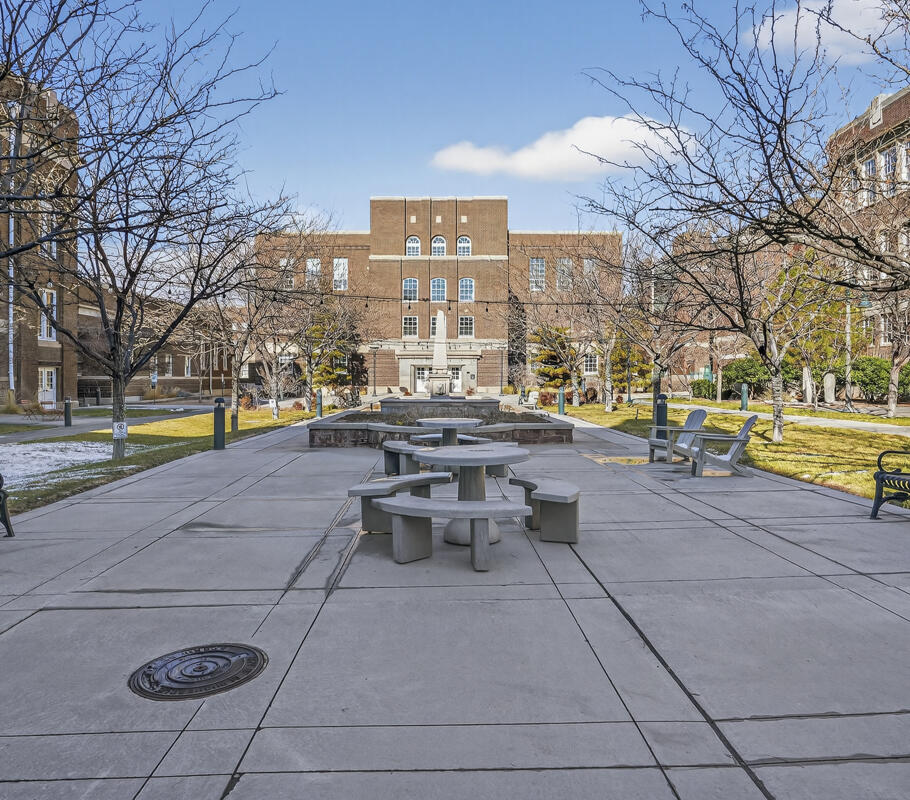 Photo 2 — 301 Central Avenue NE 302