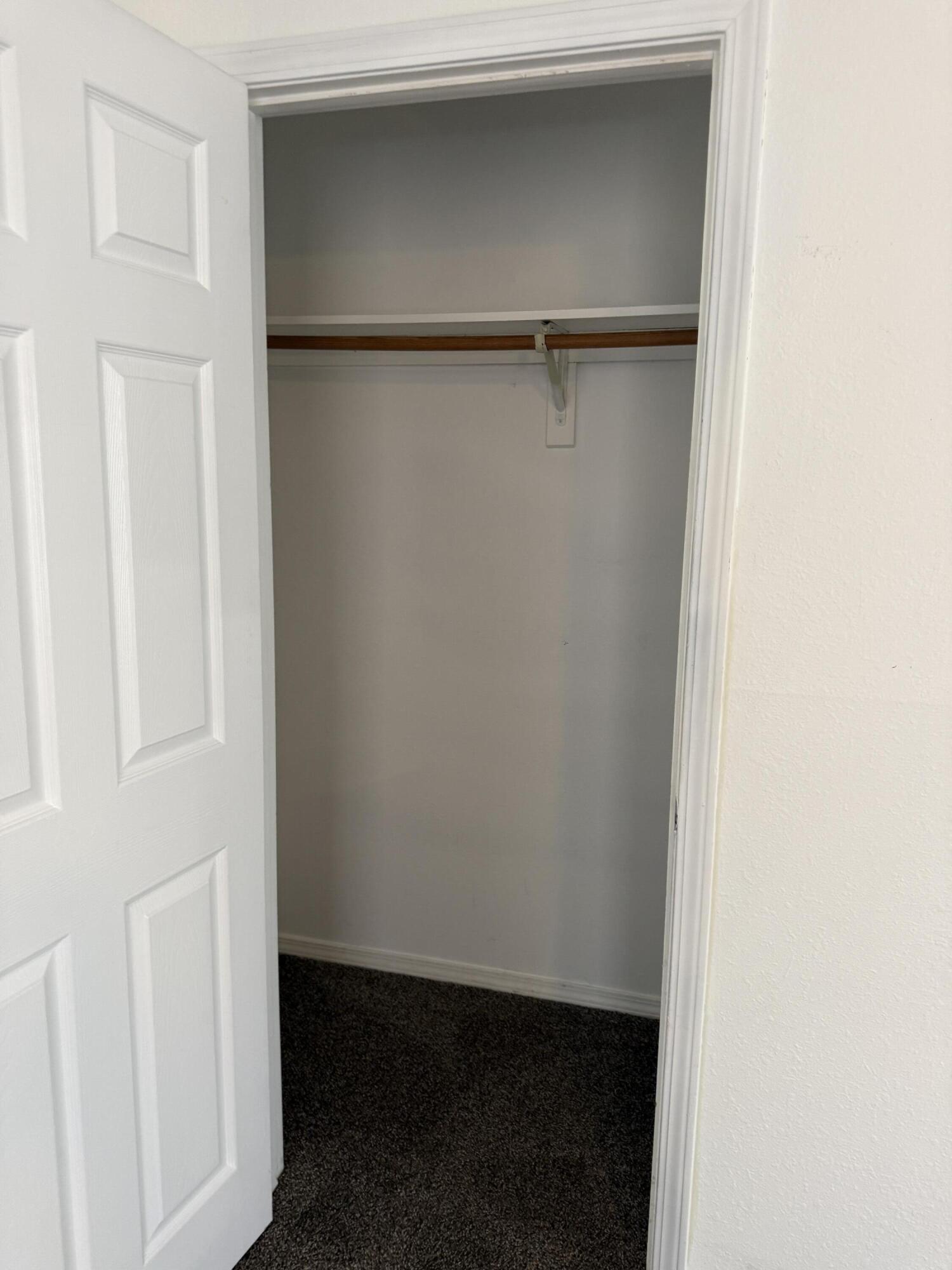 Photo 3 — 4808 Driftwood Avenue NW