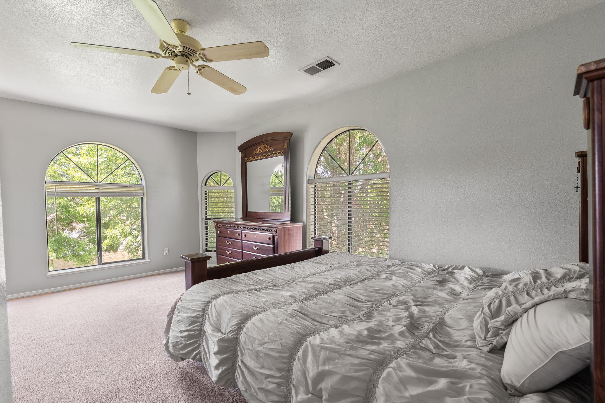 Photo 18 — 2747 Merz Road SW