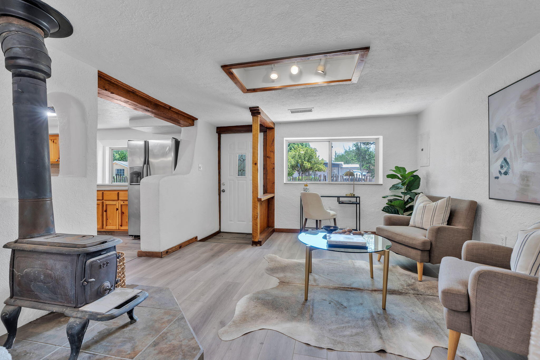 Photo 17 — 865 Arthur Drive SW