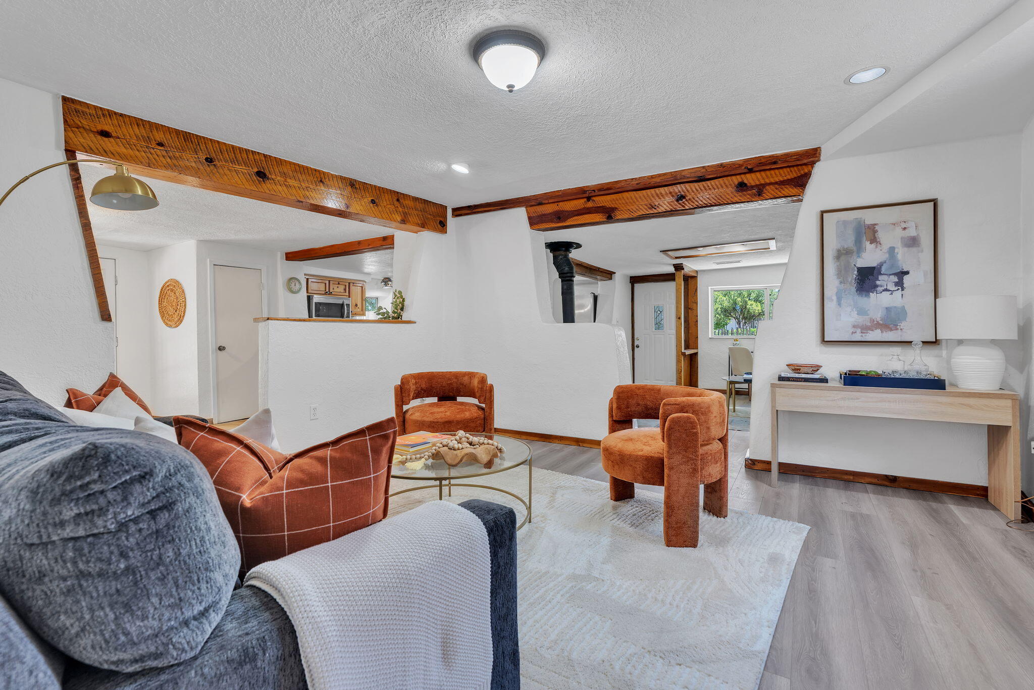Photo 14 — 865 Arthur Drive SW