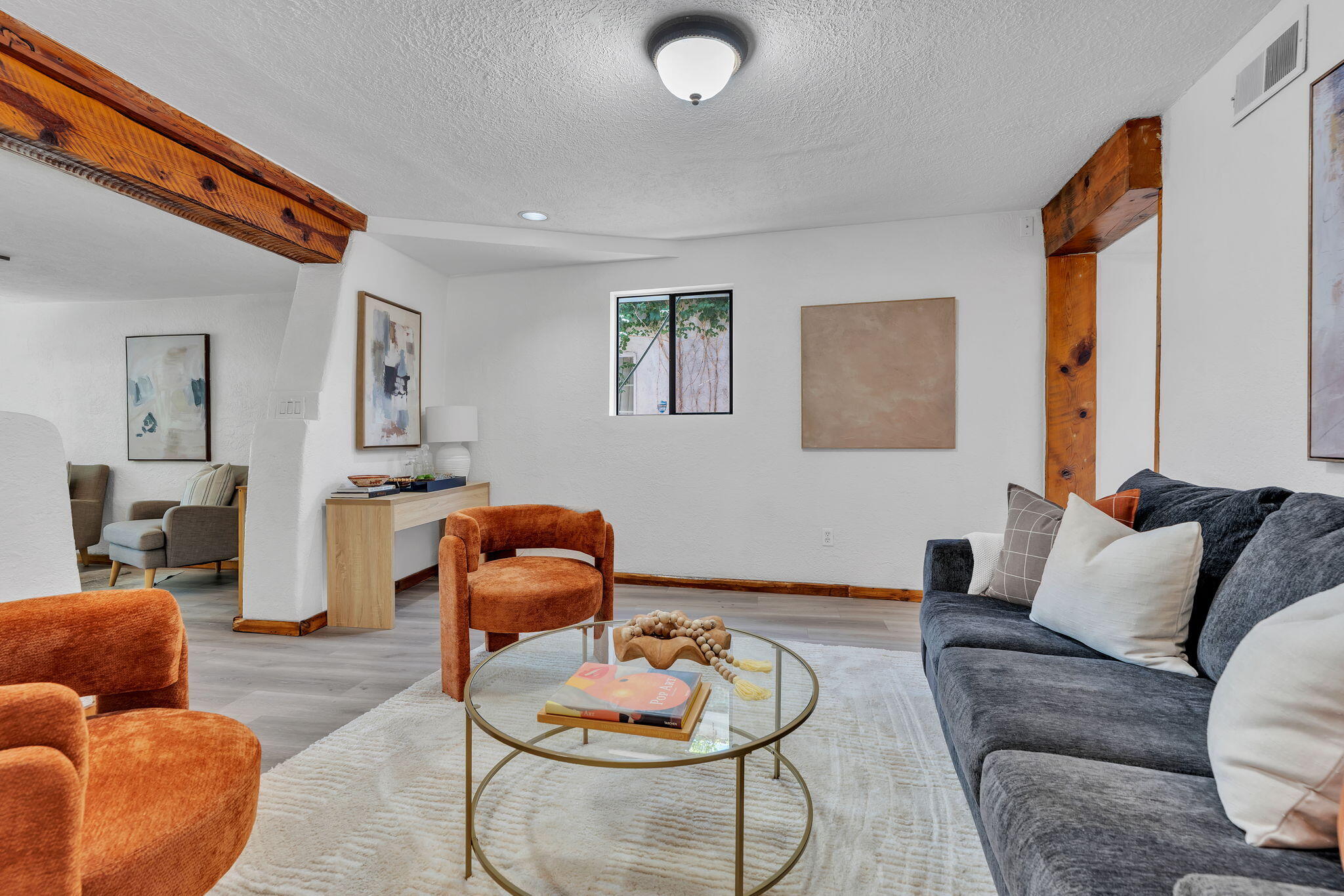 Photo 12 — 865 Arthur Drive SW