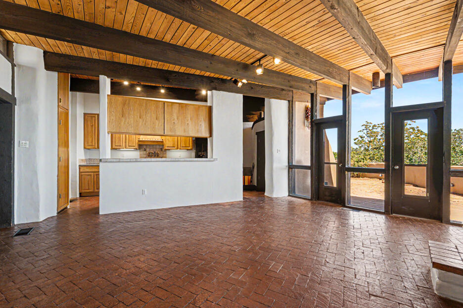 Photo 16 — 9661 Asbury Court NW
