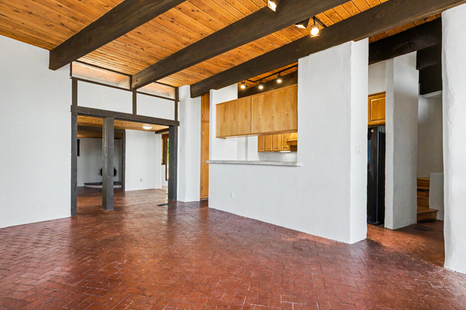 Photo 17 — 9661 Asbury Court NW