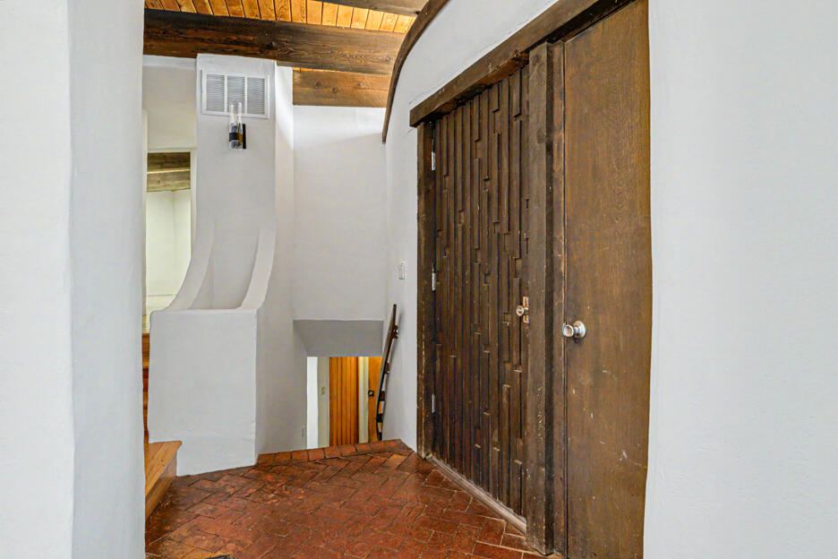 Photo 11 — 9661 Asbury Court NW