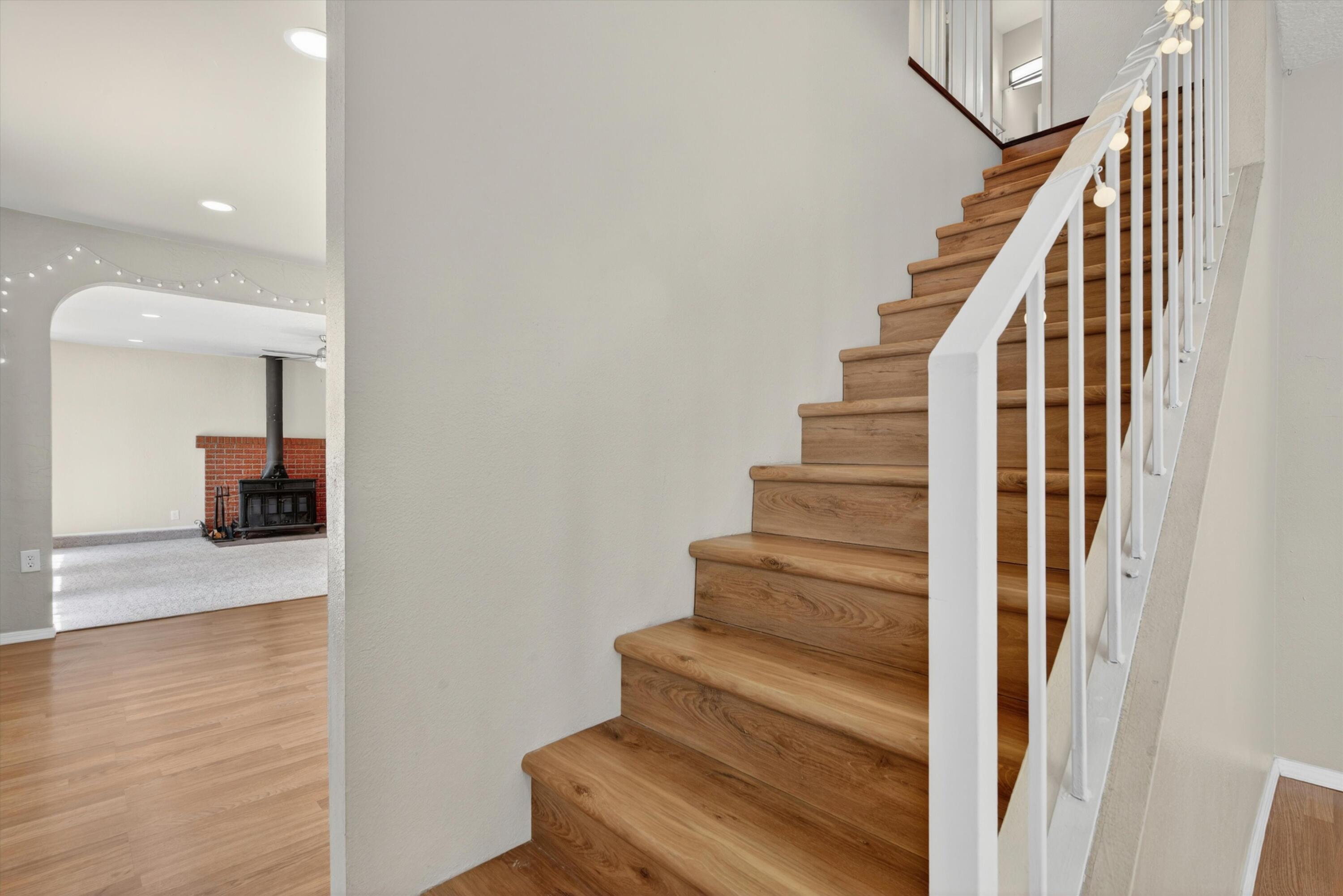 Photo 14 — 5901 Hayes Drive NW