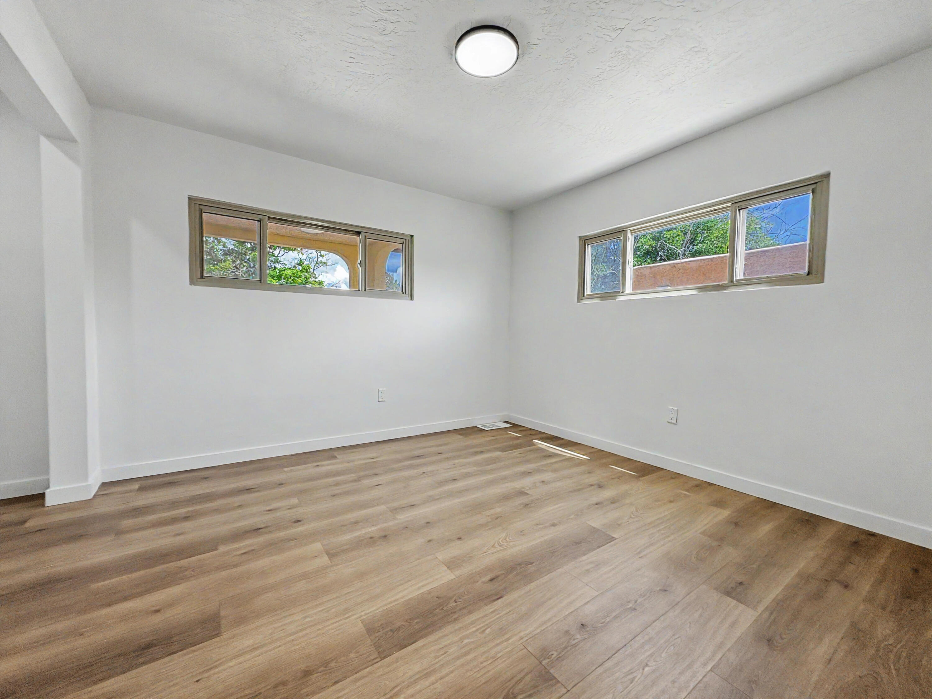 Photo 2 — 5113 San Luis Place NW
