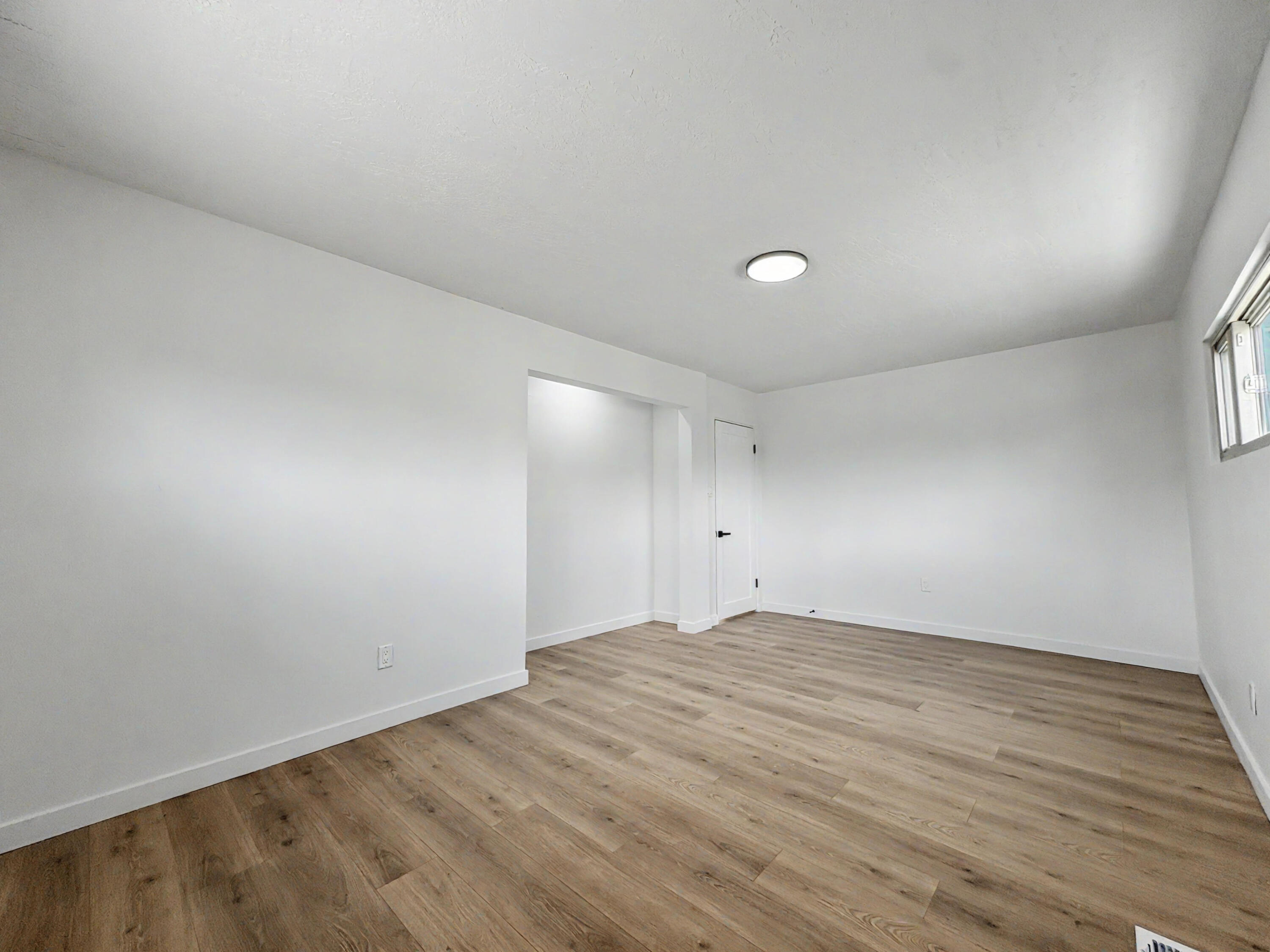 Photo 6 — 5113 San Luis Place NW