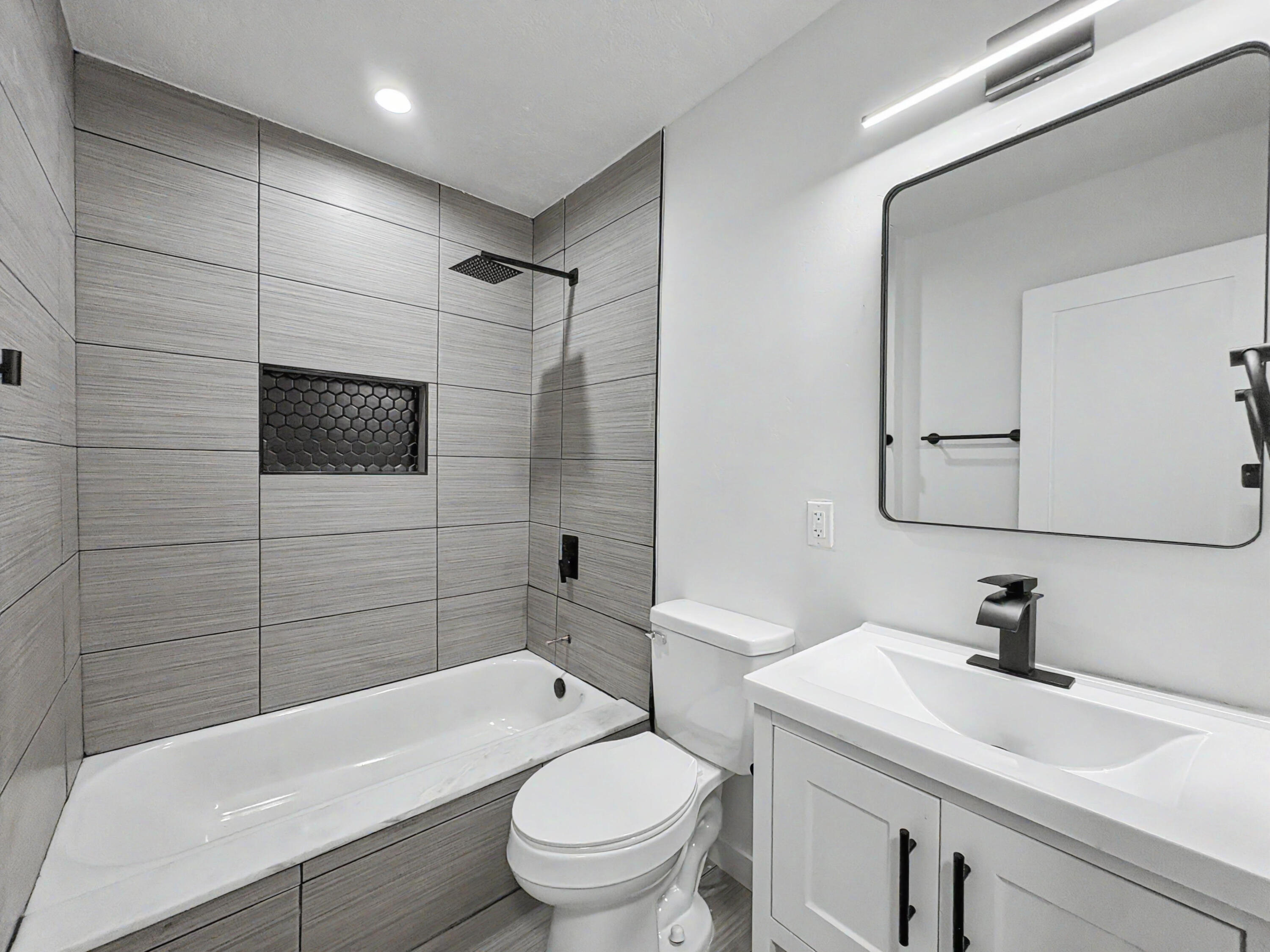 Photo 7 — 5113 San Luis Place NW