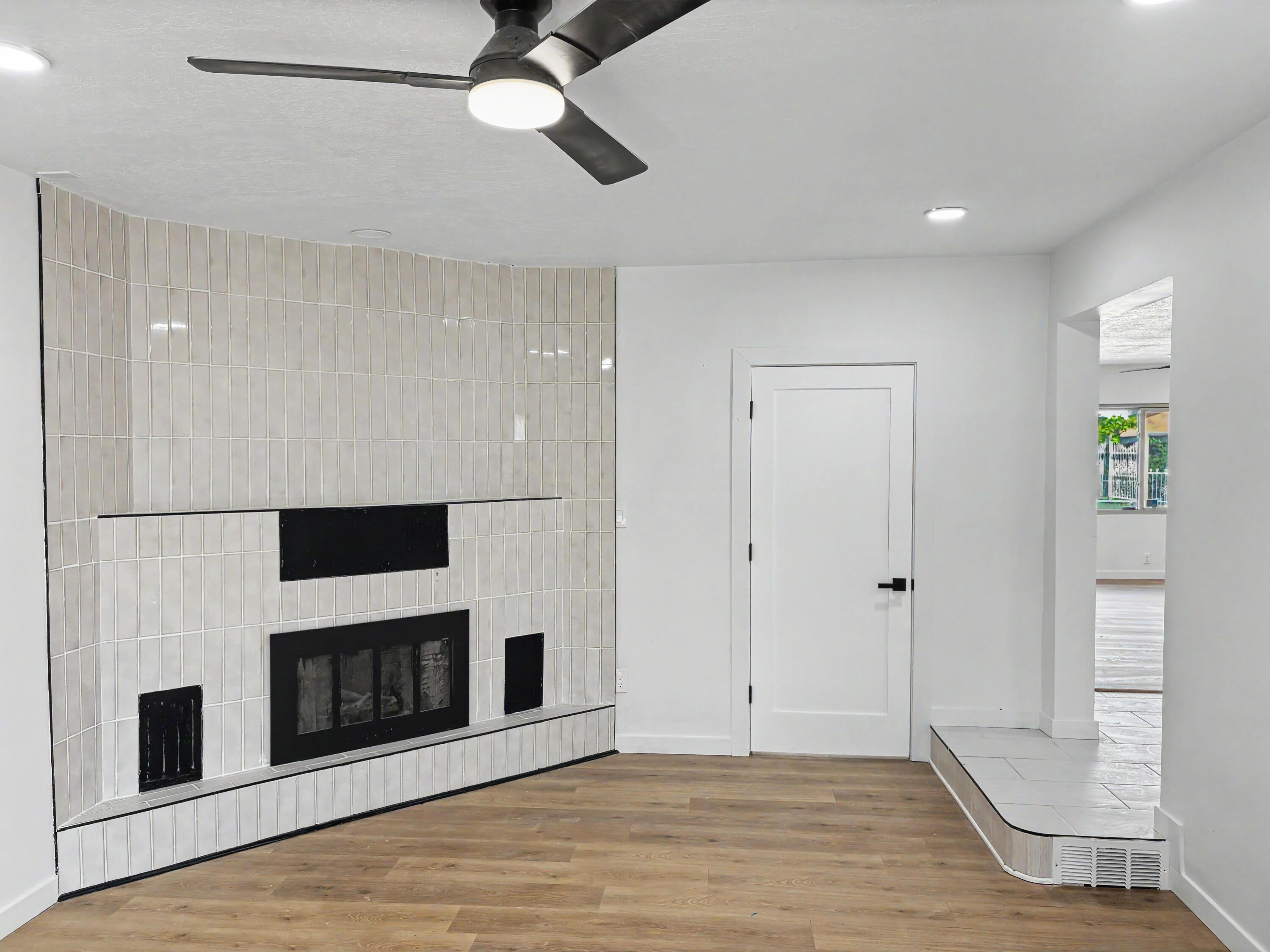 Photo 19 — 5113 San Luis Place NW