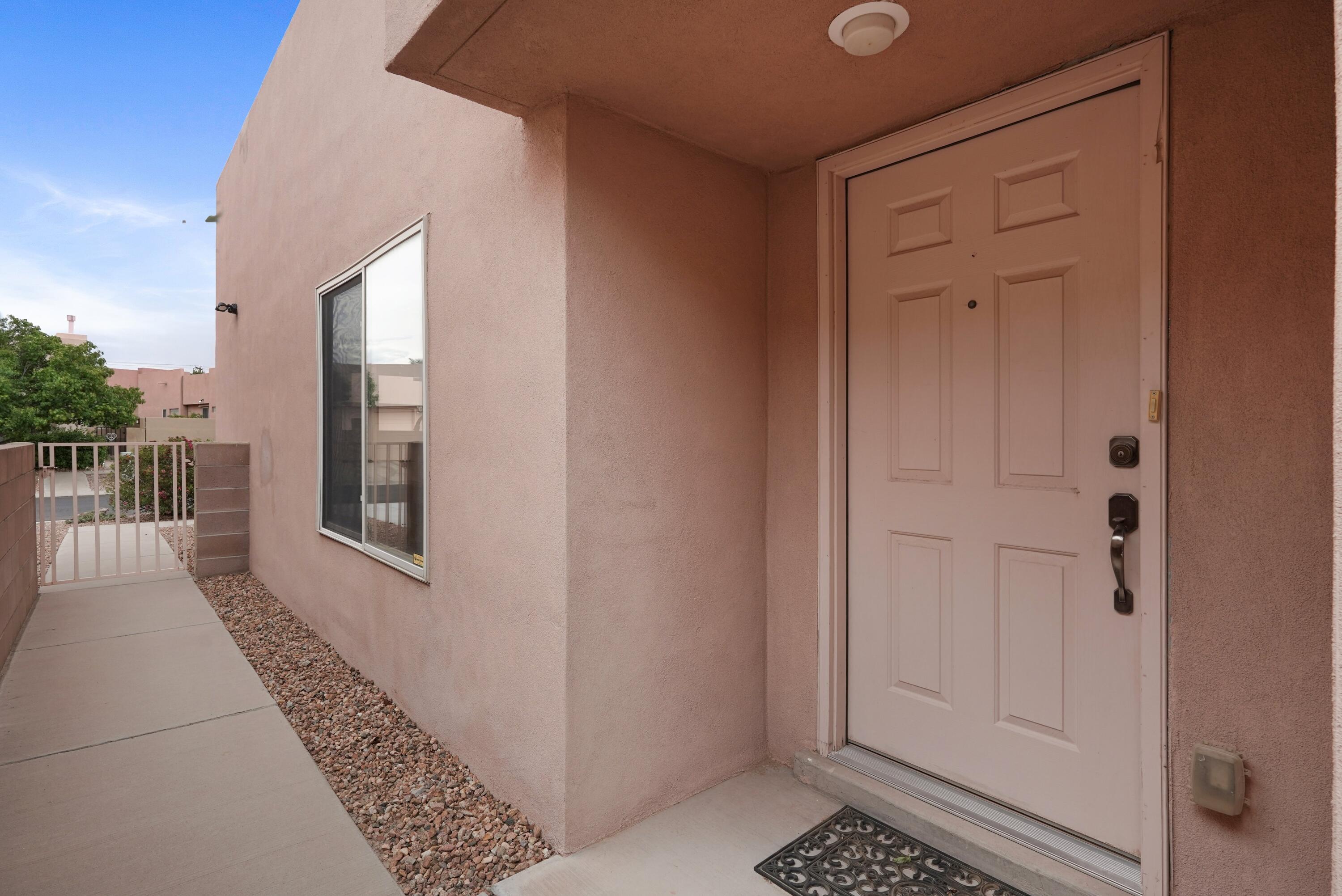 Photo 3 — 4424 Desert Lily Court SE