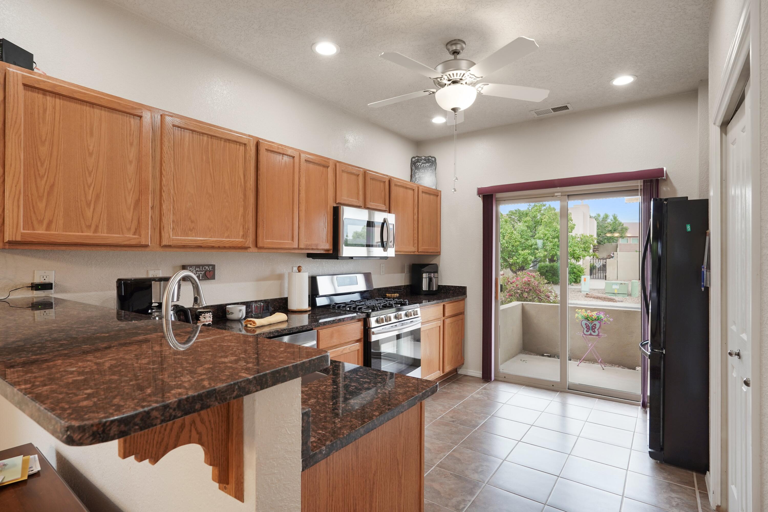 Photo 7 — 4424 Desert Lily Court SE