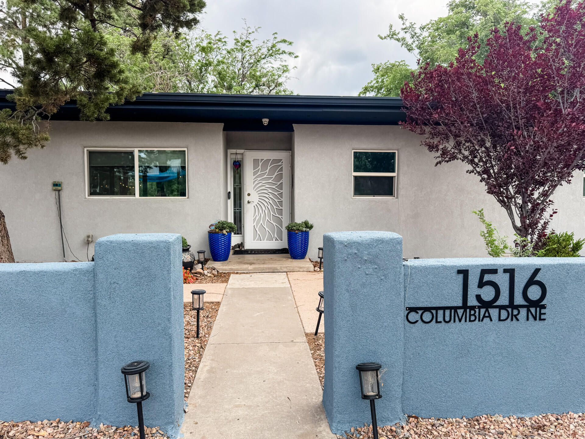 1516 Columbia Drive NE, Albuquerque, NM 87106