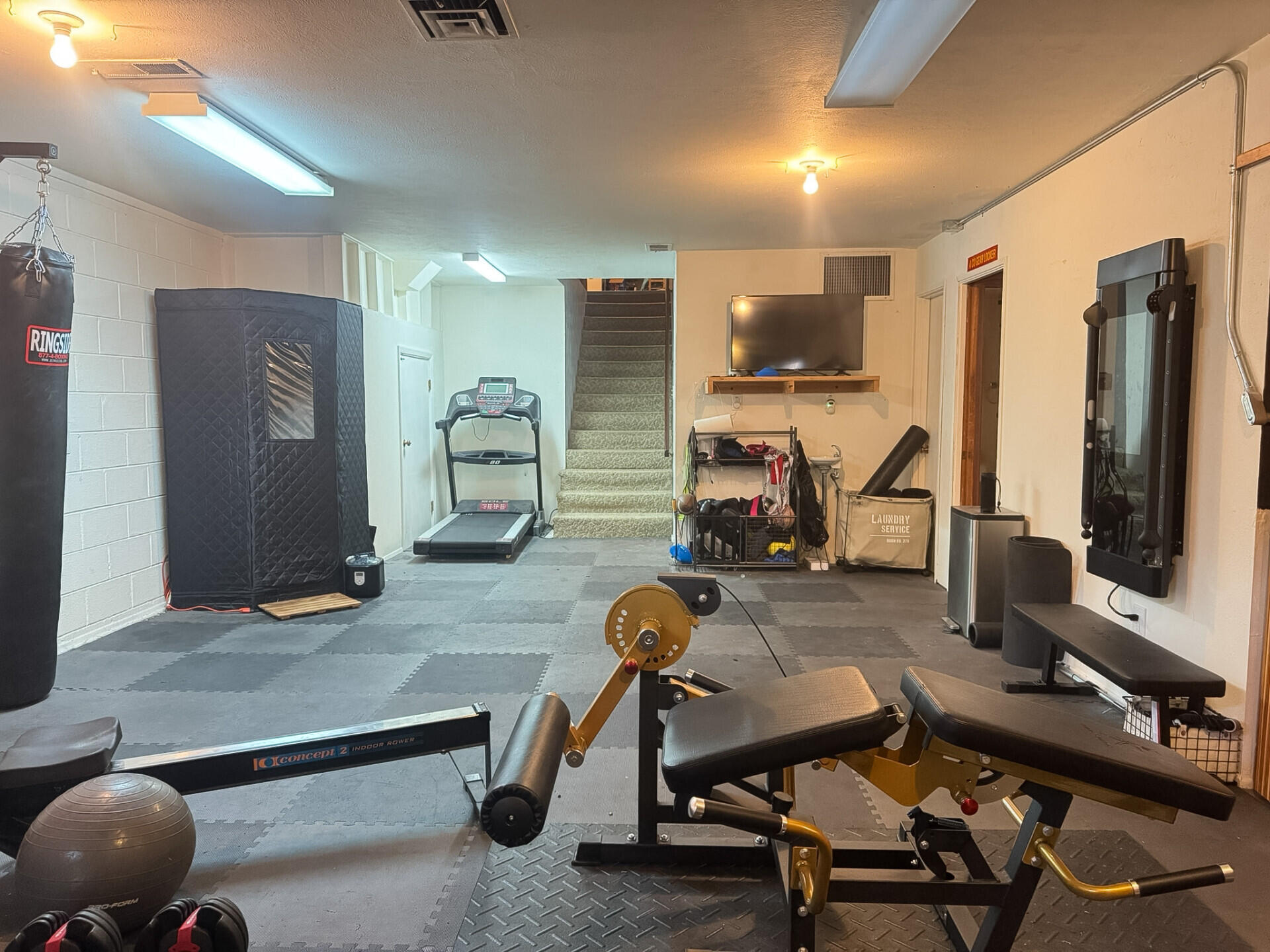 Photo 12 — 1516 Columbia Drive NE