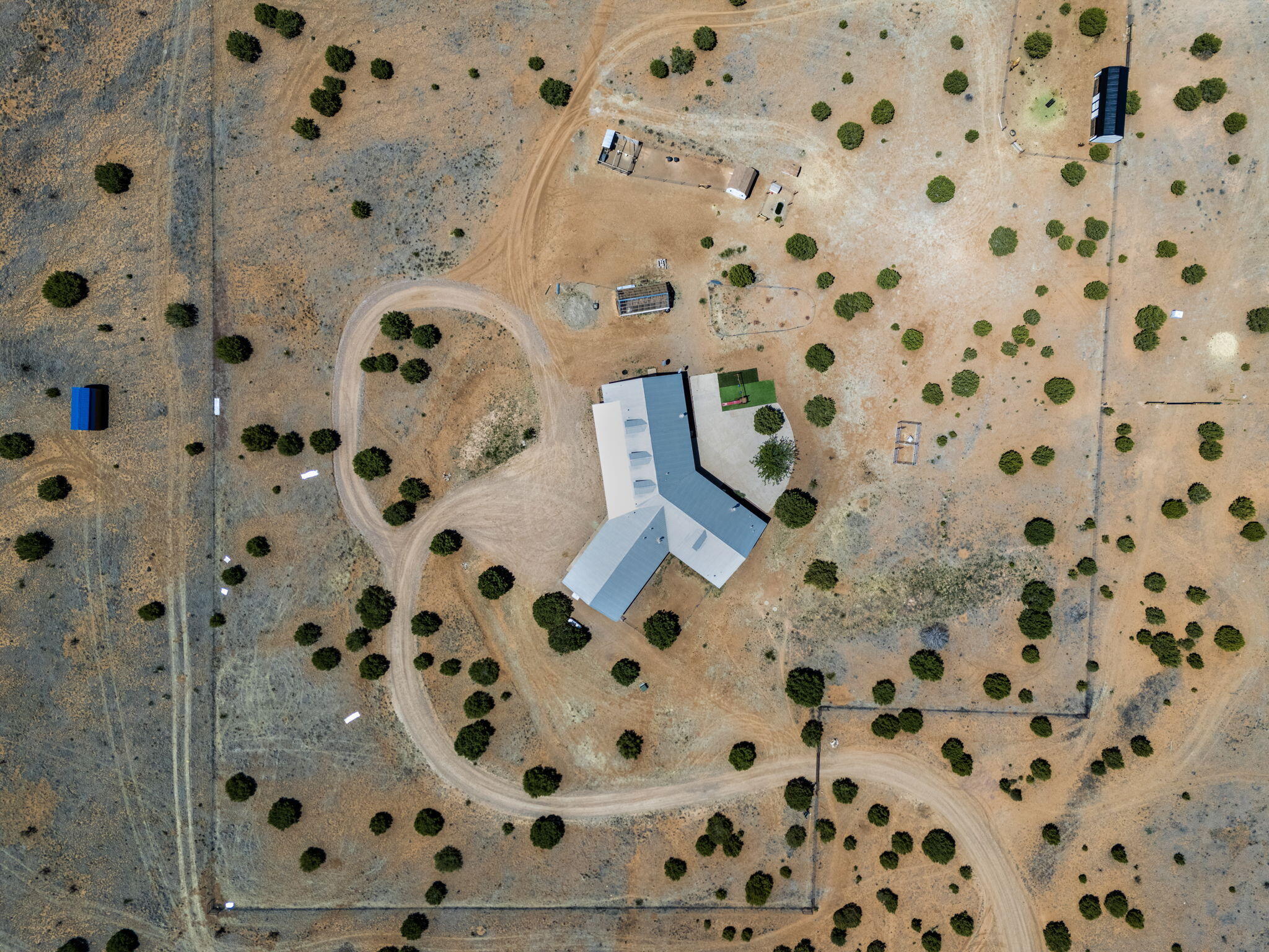 Photo 5 — 168 Lesperance Road